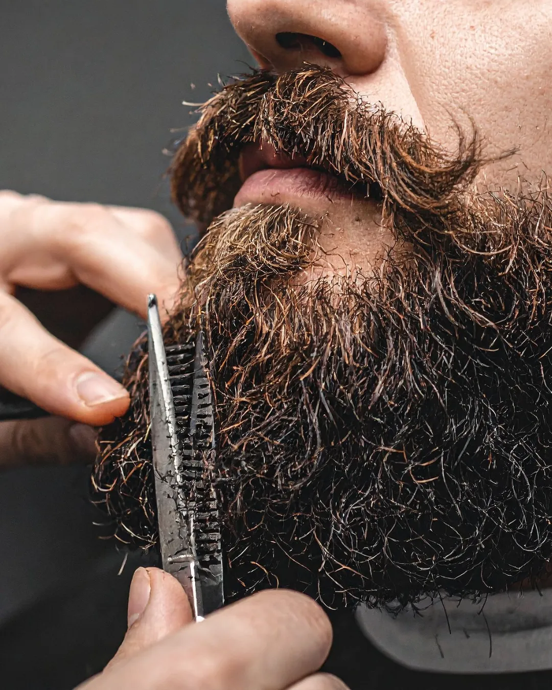 ⭐ Perfilado de Barba