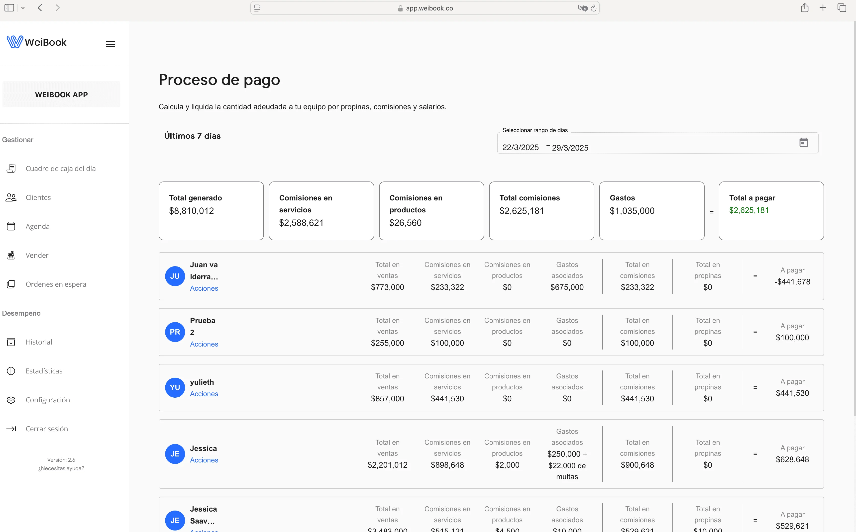 Panel del sistema Weibook mostrando el proceso de pago con desglose automático de comisiones y totales por colaborador