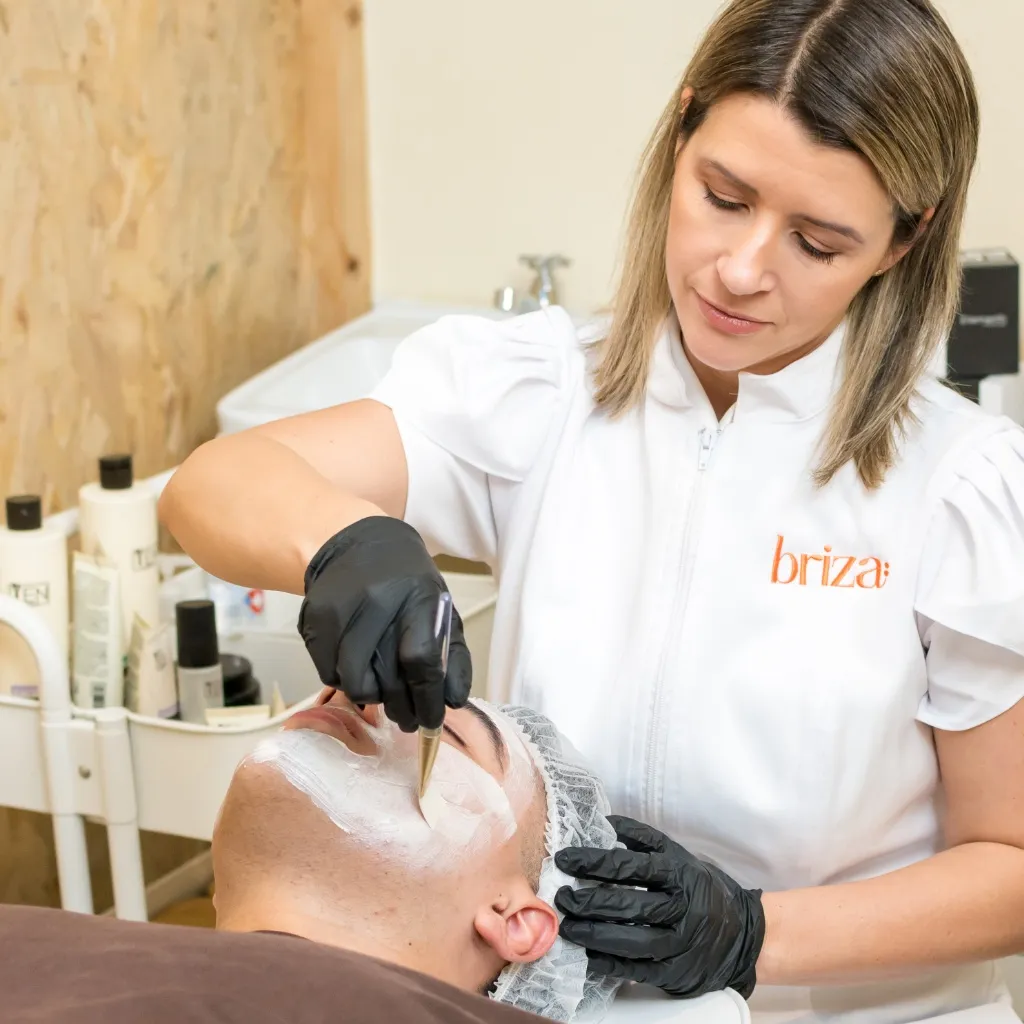 Facial Brasileño