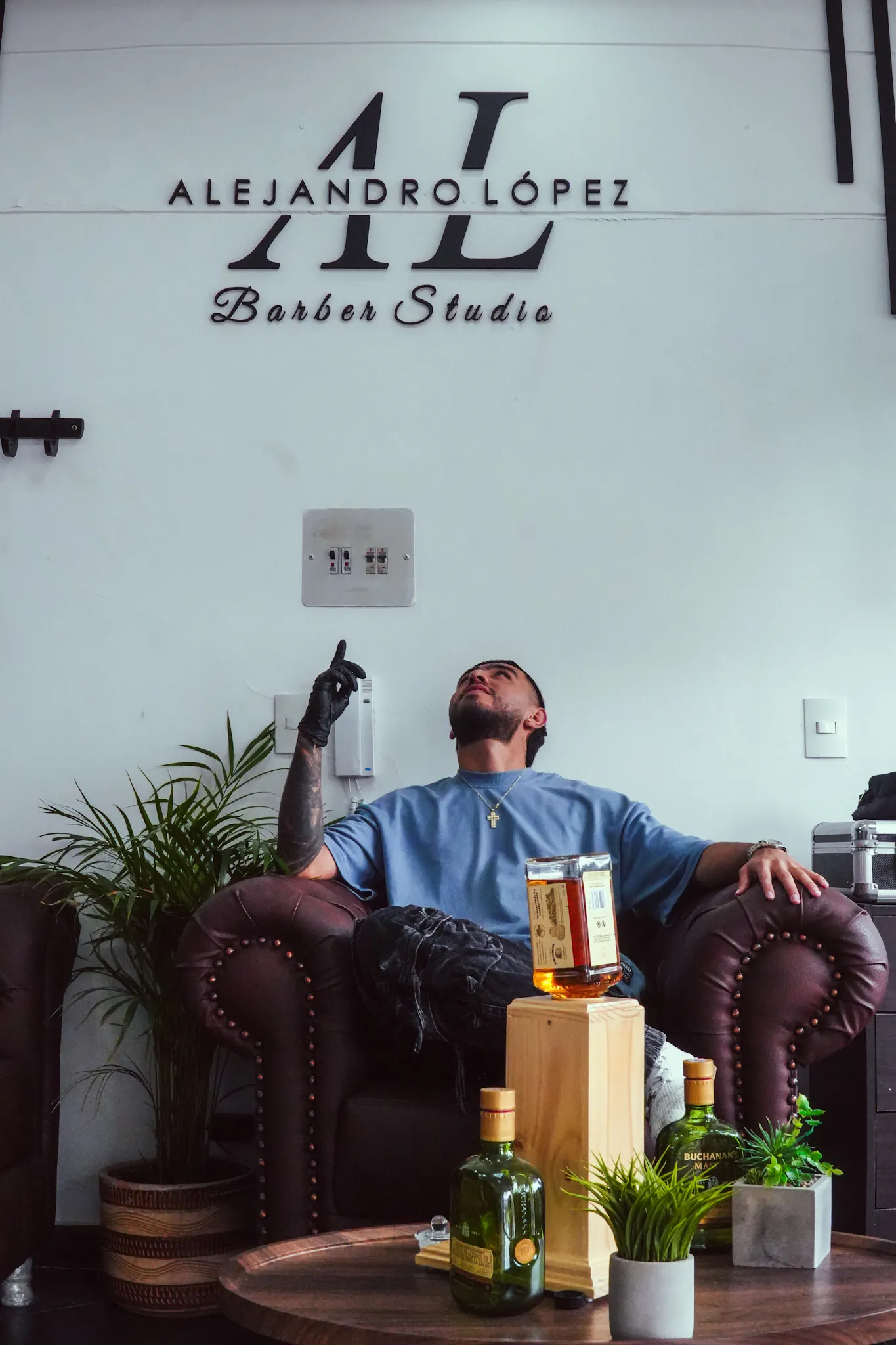 Portada de ALEJANDRO LÓPEZ BARBER STUDIO