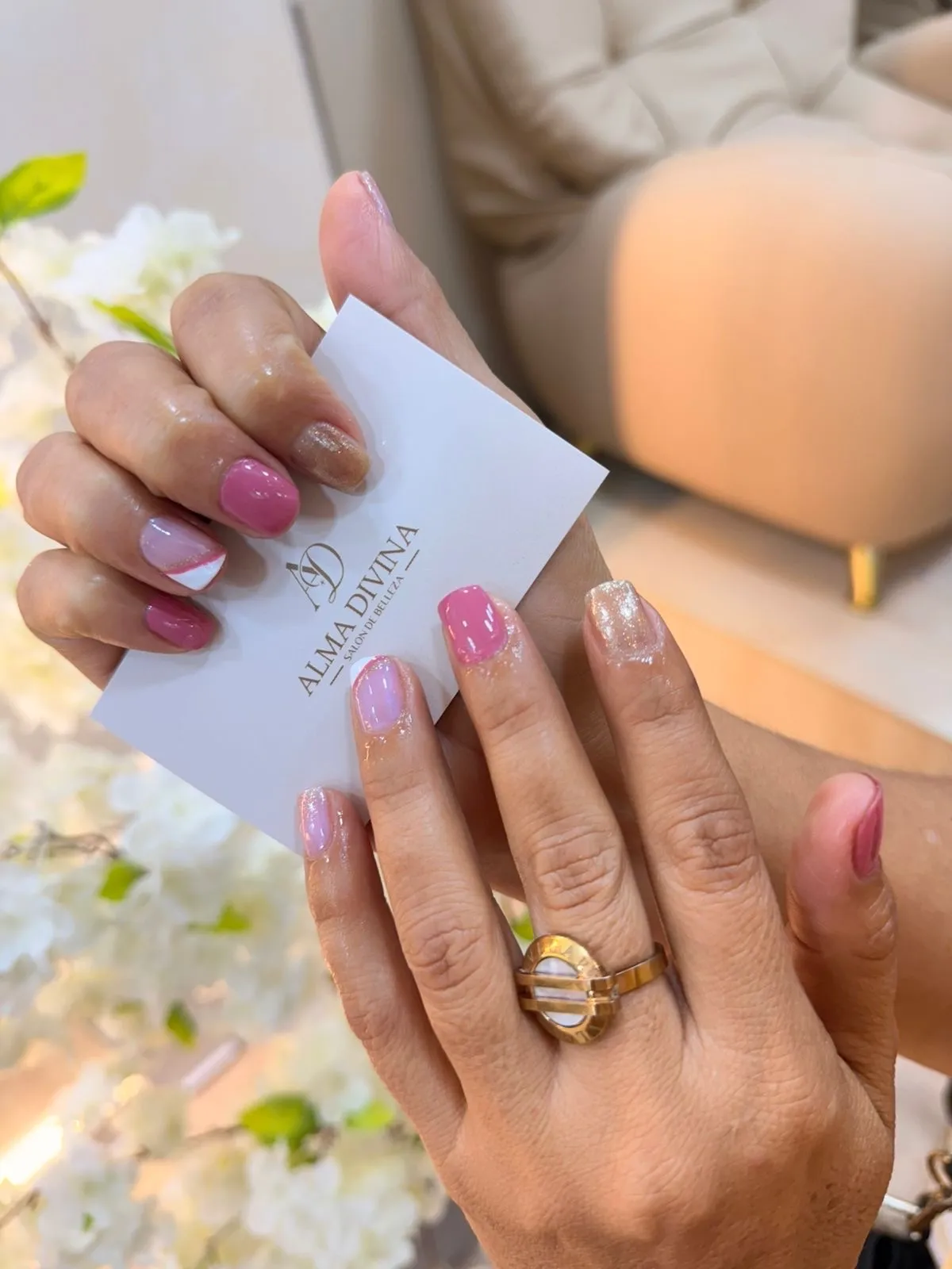 Uñas semipermanente Dama