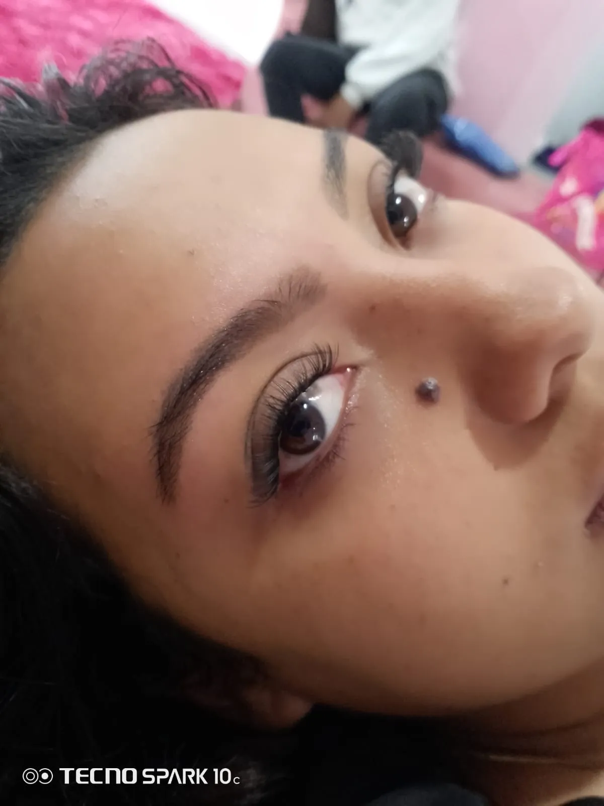 depilación de cejas cera