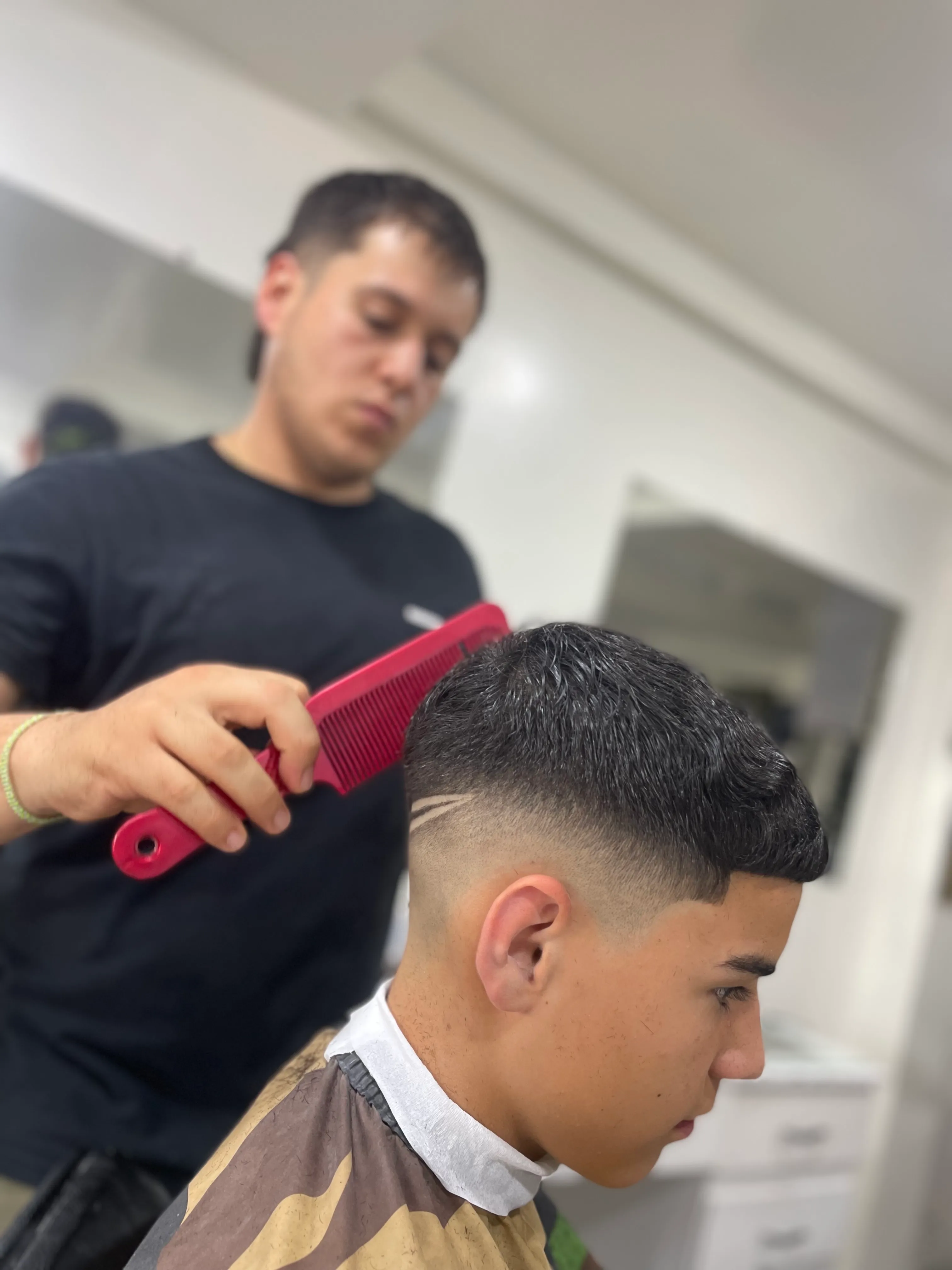  TENO’S barber