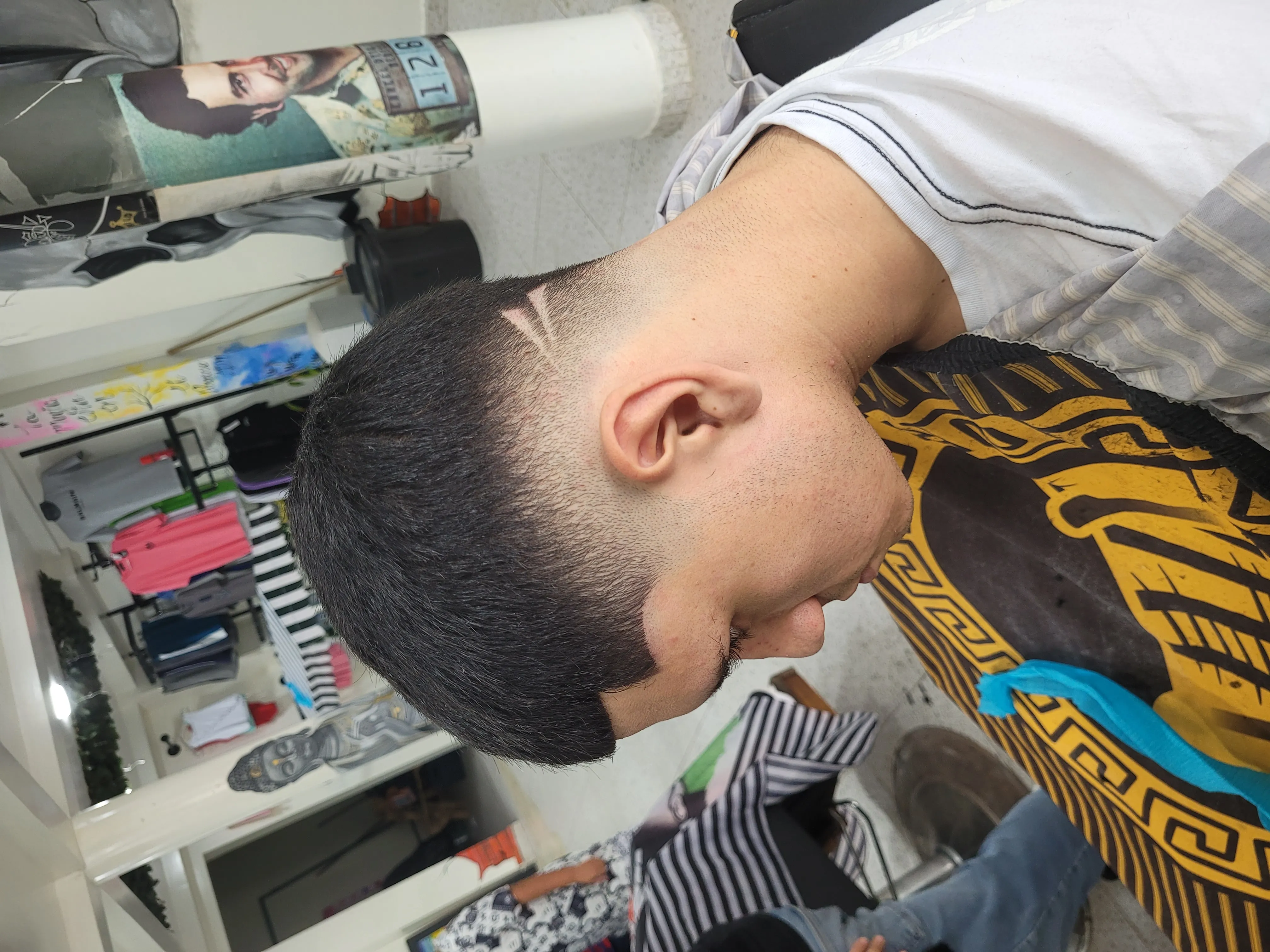 CORTE DE CABELLO - Imagen 1