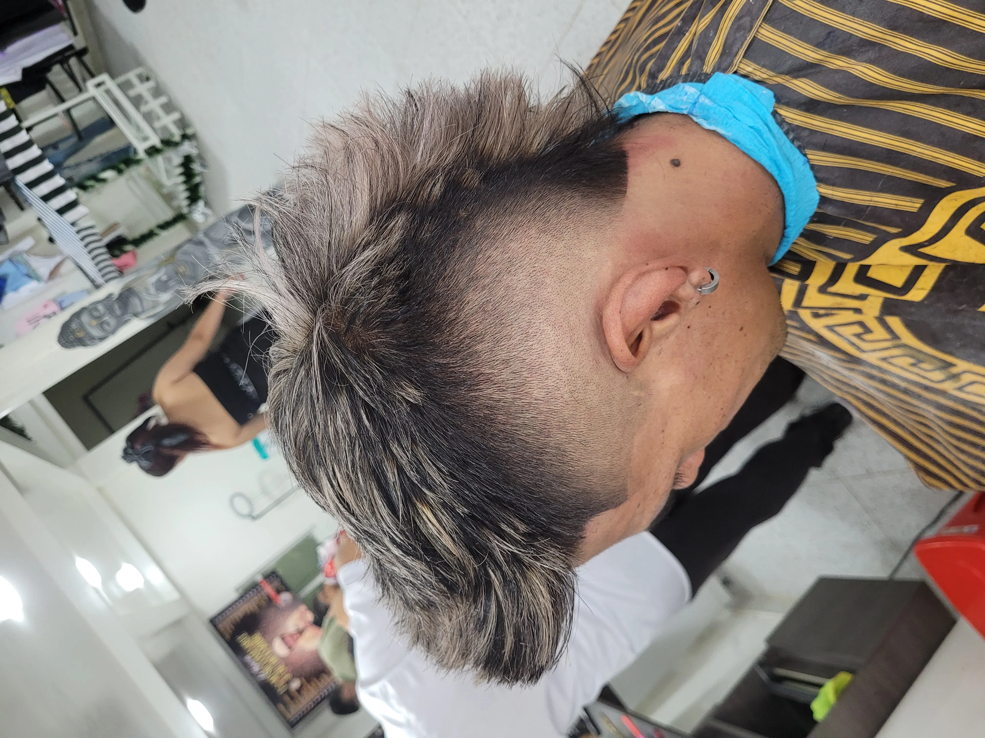 CORTE + COLOR - Imagen 1