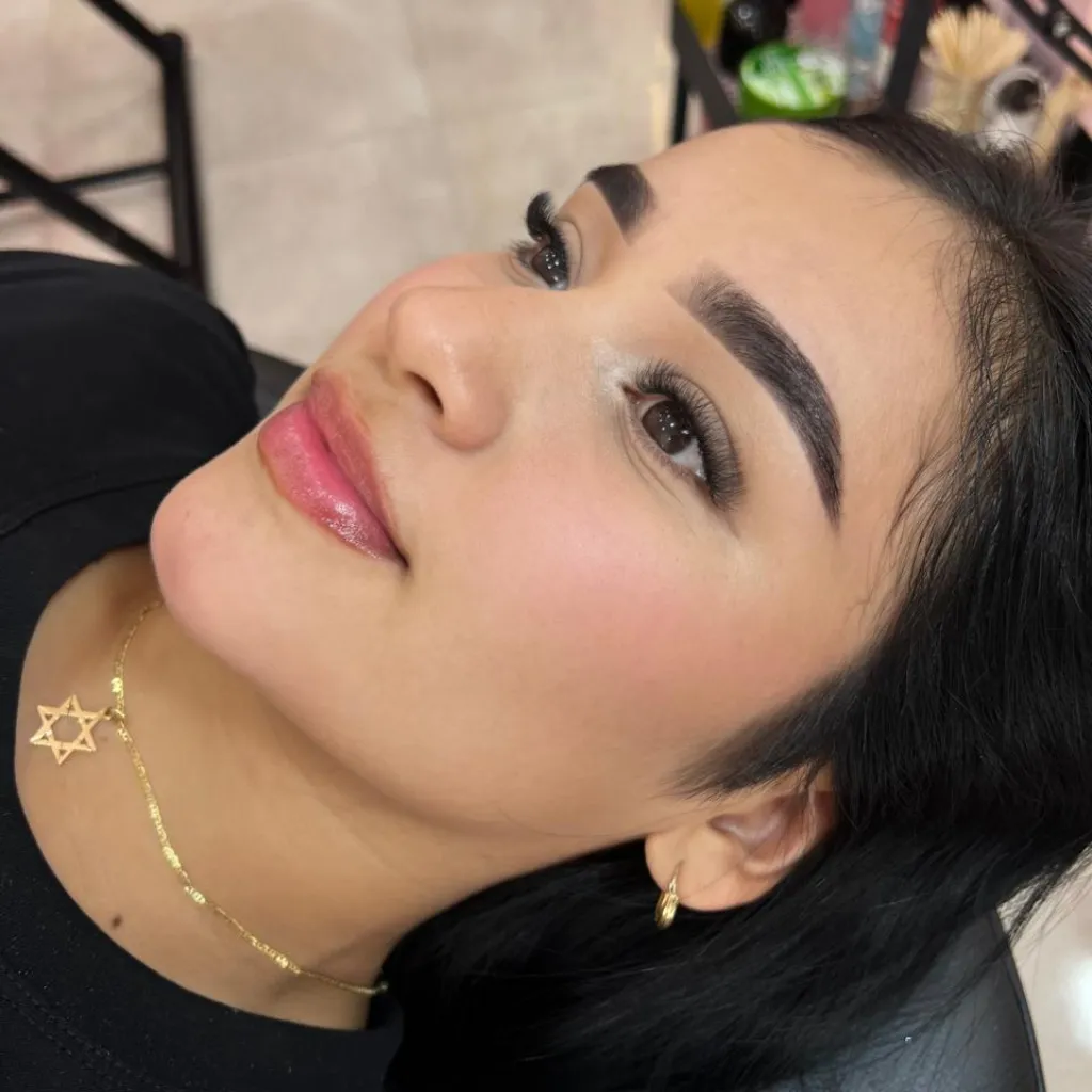 DEPILACION Y PIGMENTACION CEJAS