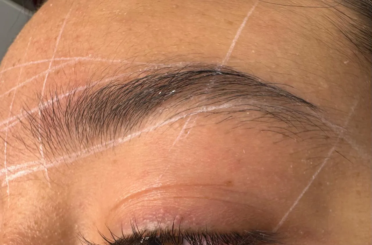 Diseño de cejas