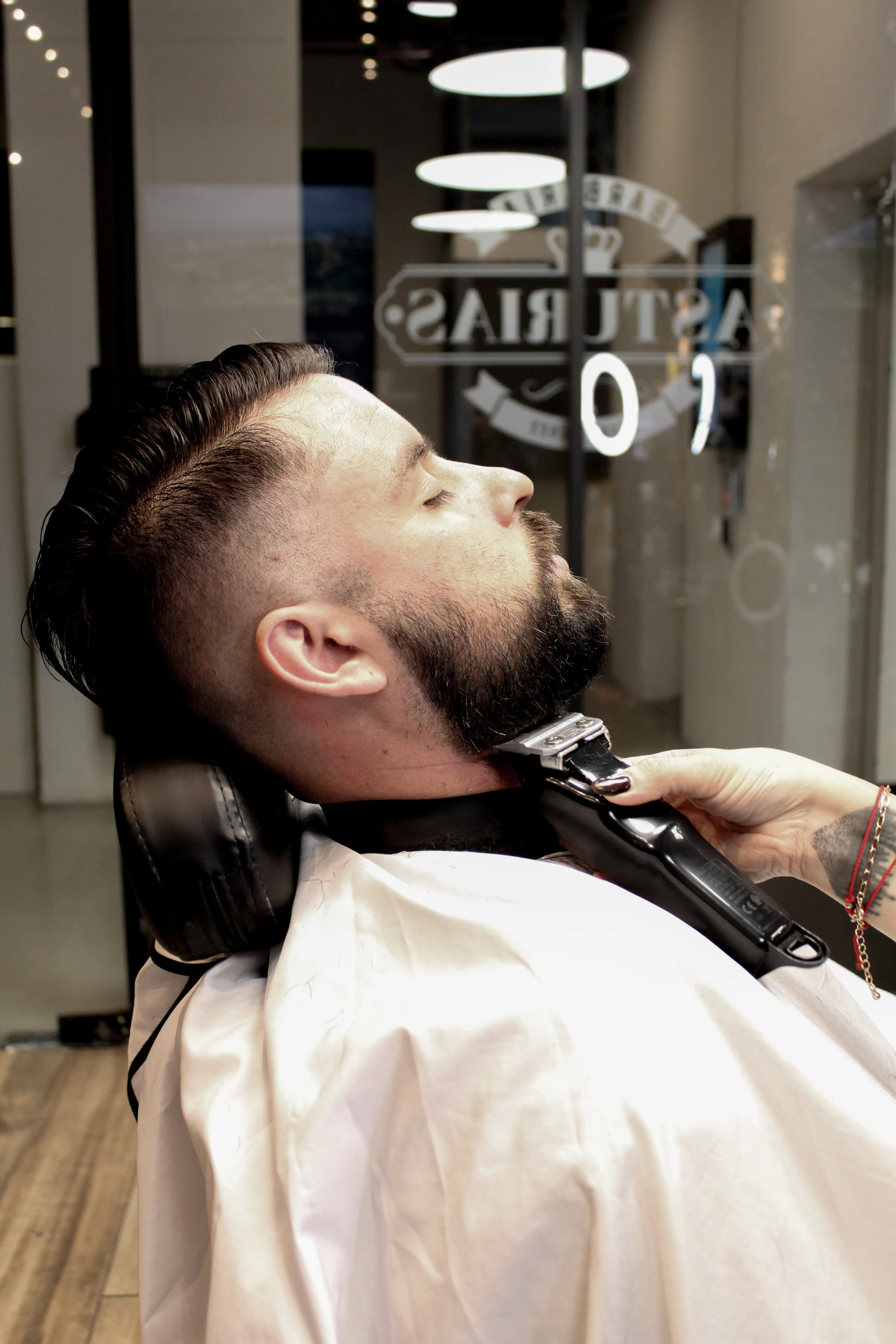 Corte de Cabello+Ritual de Barba Completa