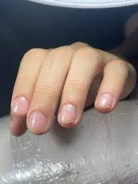 Manicure semipermanente caballero - Imagen 1