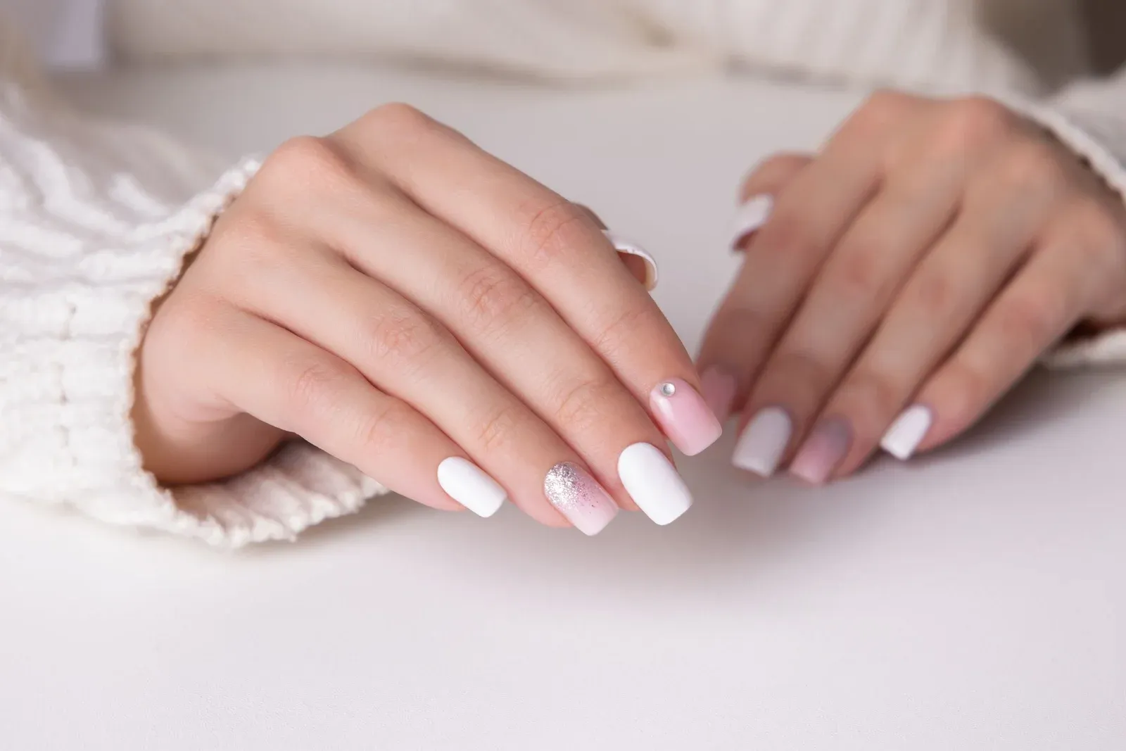 Manicure Tradicional Dama - Imagen 1