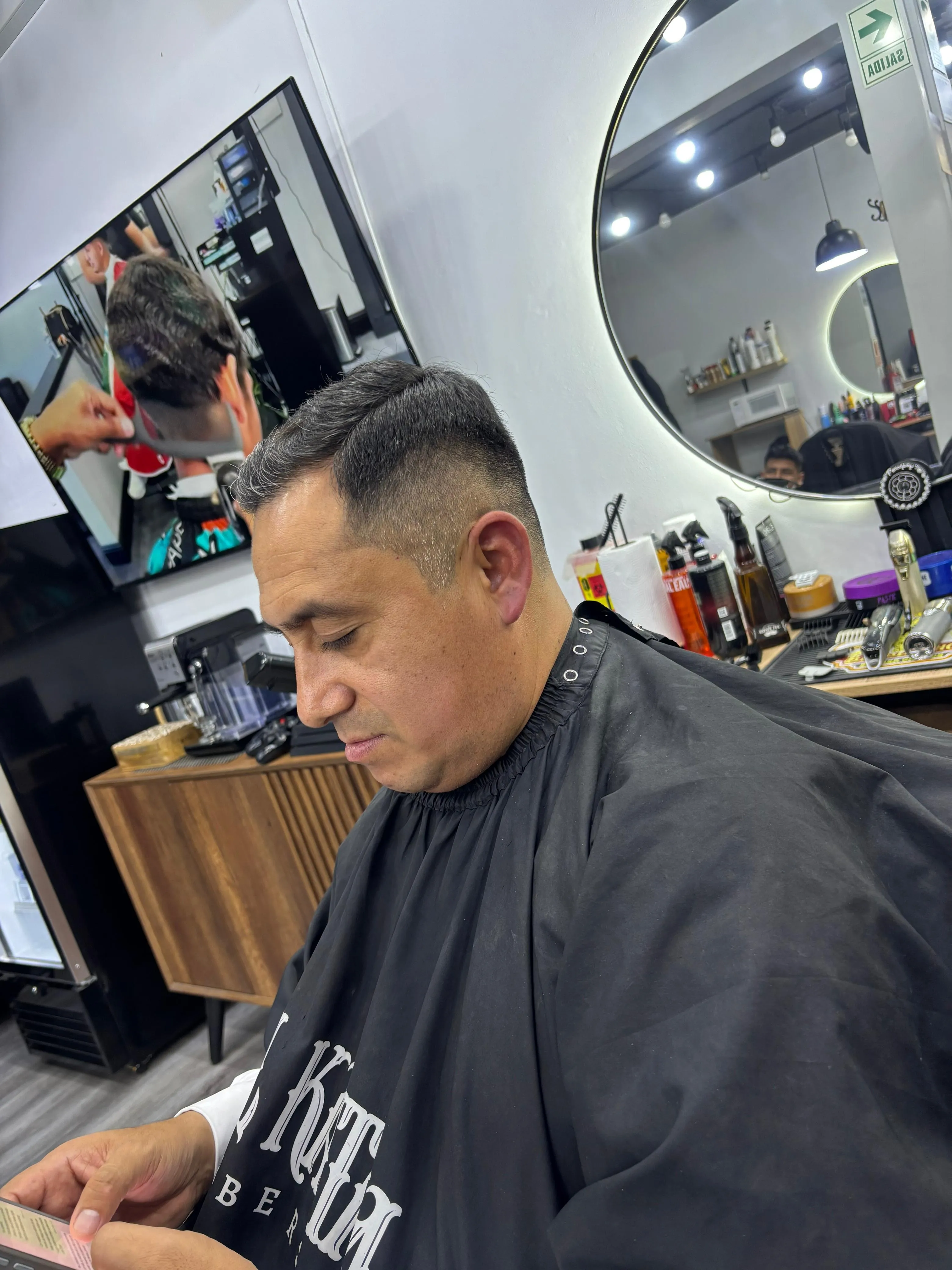 Corte de Cabello y Limpieza Gold Mask  - Imagen 3