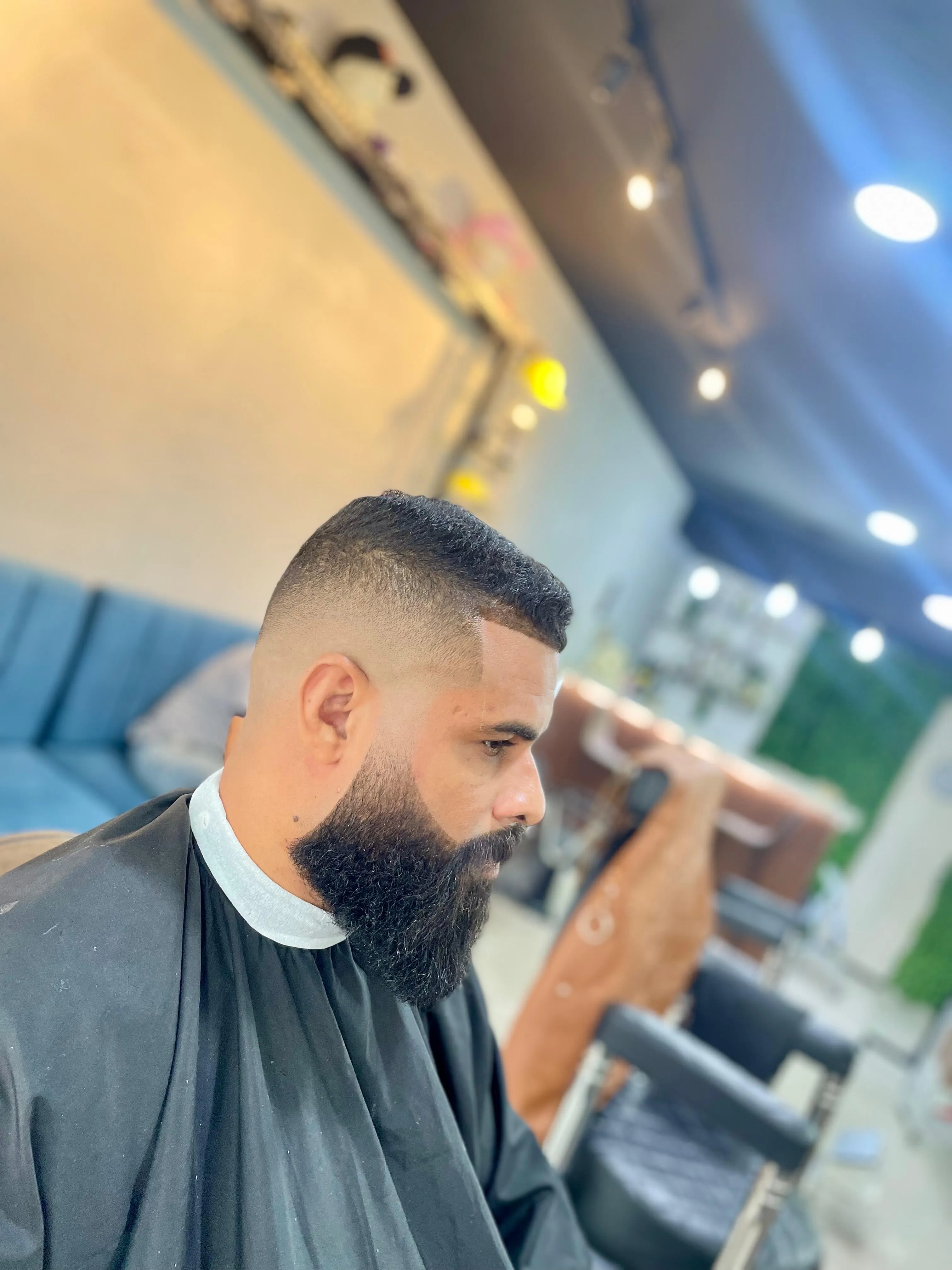 CORTE Y BARBA  - Imagen 1