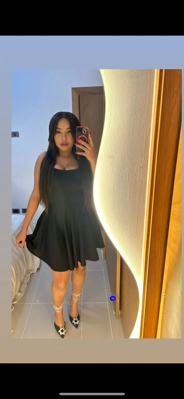 Marleny  Montero feliz