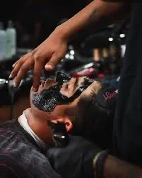 Corte básico + Mascarilla facial  - Imagen 1