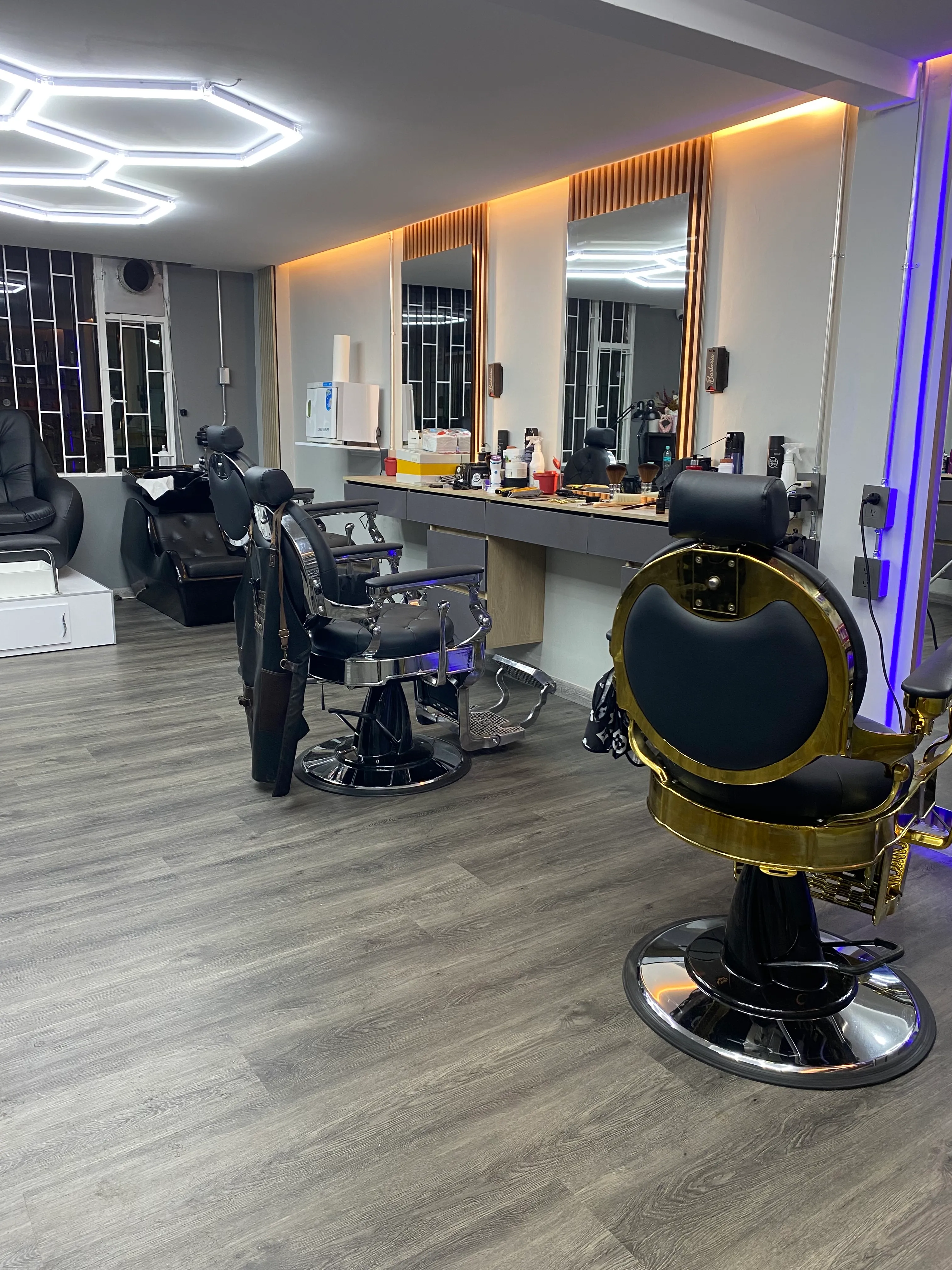Barber Mathius