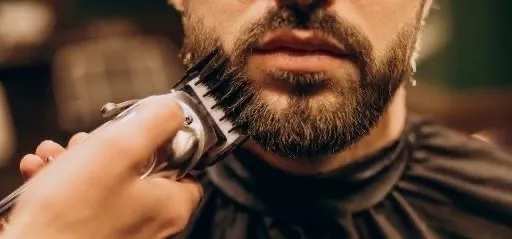 Corte de cabello y perfilado de barba