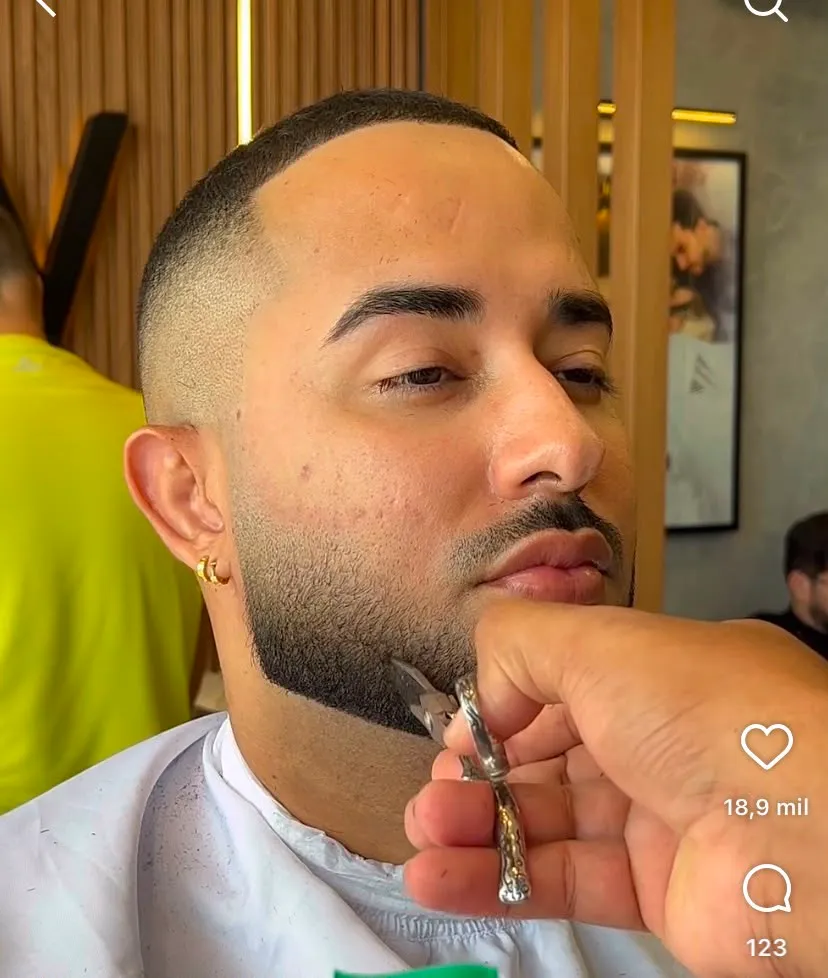 CORTE GOLDEN  + BARBA                                                       Corte y Barba +shampoo y pigmentay