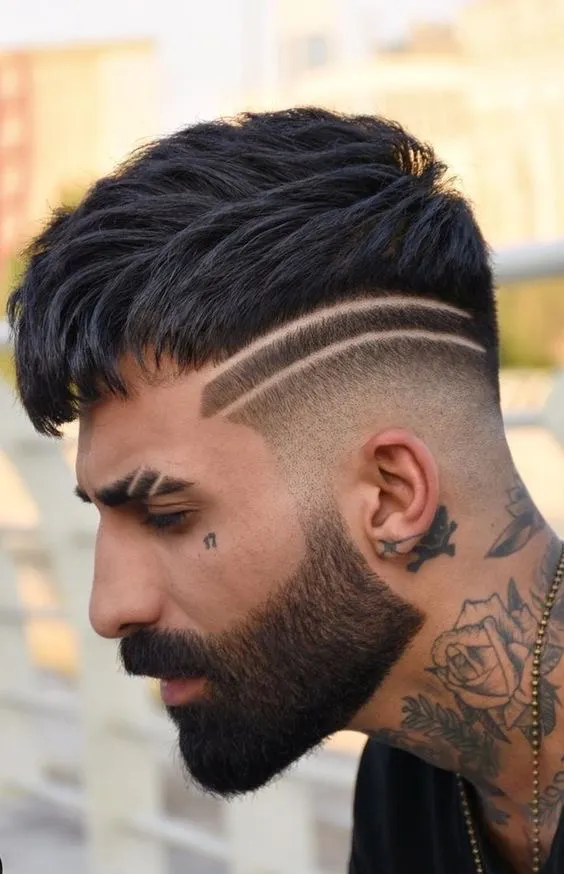 Corte con figura y Ceja  - Imagen 1