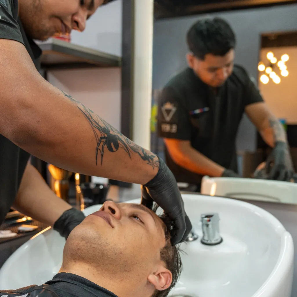 Corte de cabello y barba