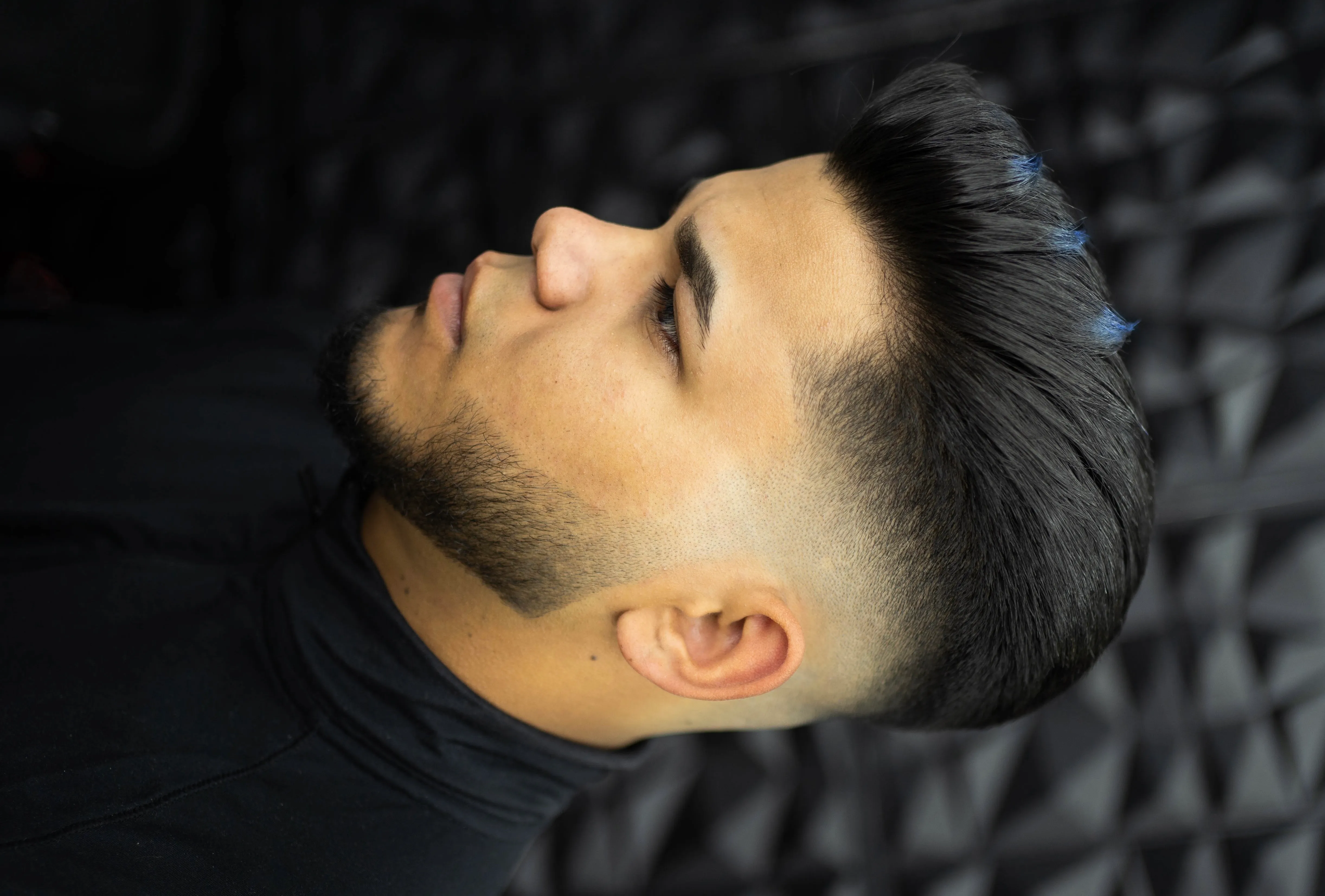 SERVICIO VIP (Corte de cabello degrade o fade, cejas y barba )