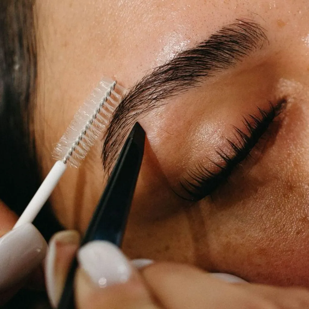 Cejas Hilo