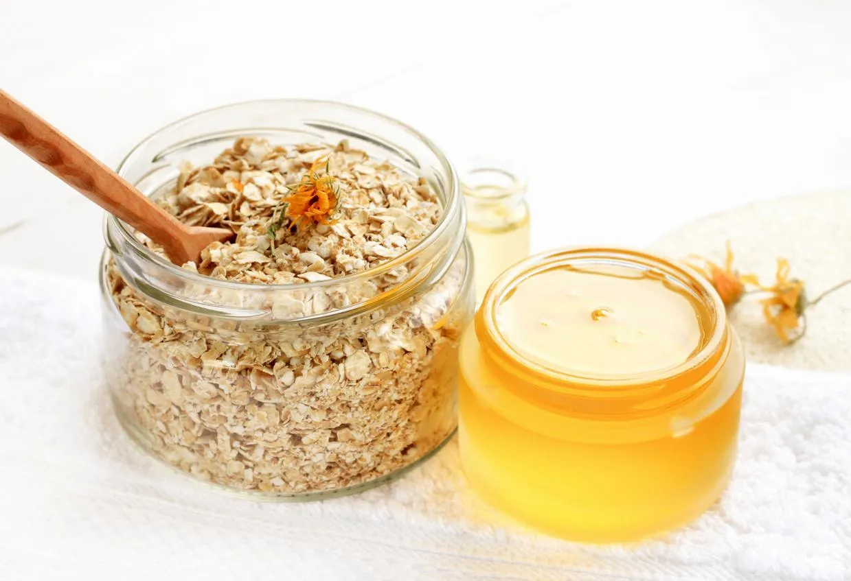 Terapia Hidratante con Miel y Avena