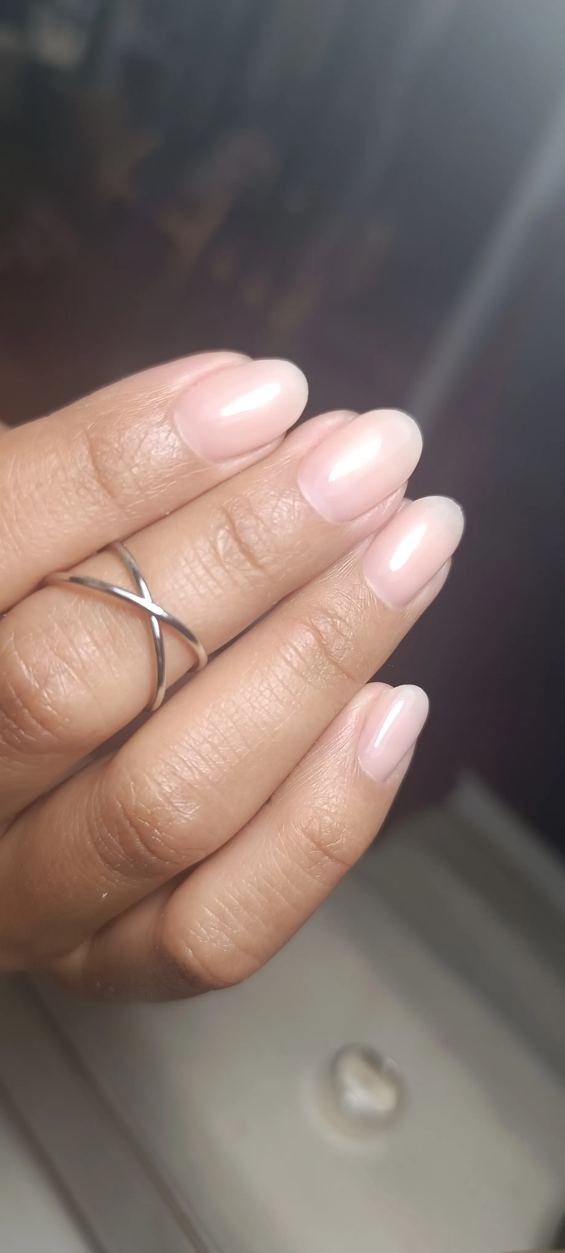 manicura esmaltado tradicional  - Imagen 1