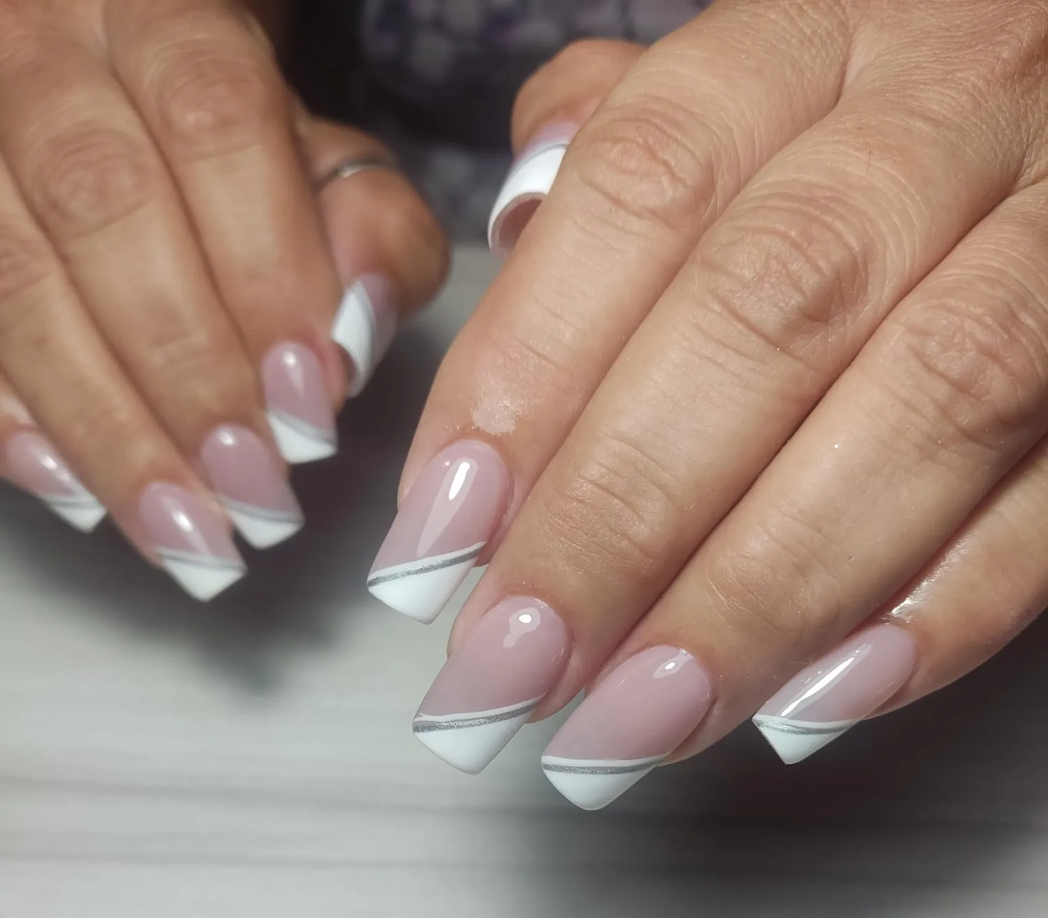 manicura  acrílicas alargamiento