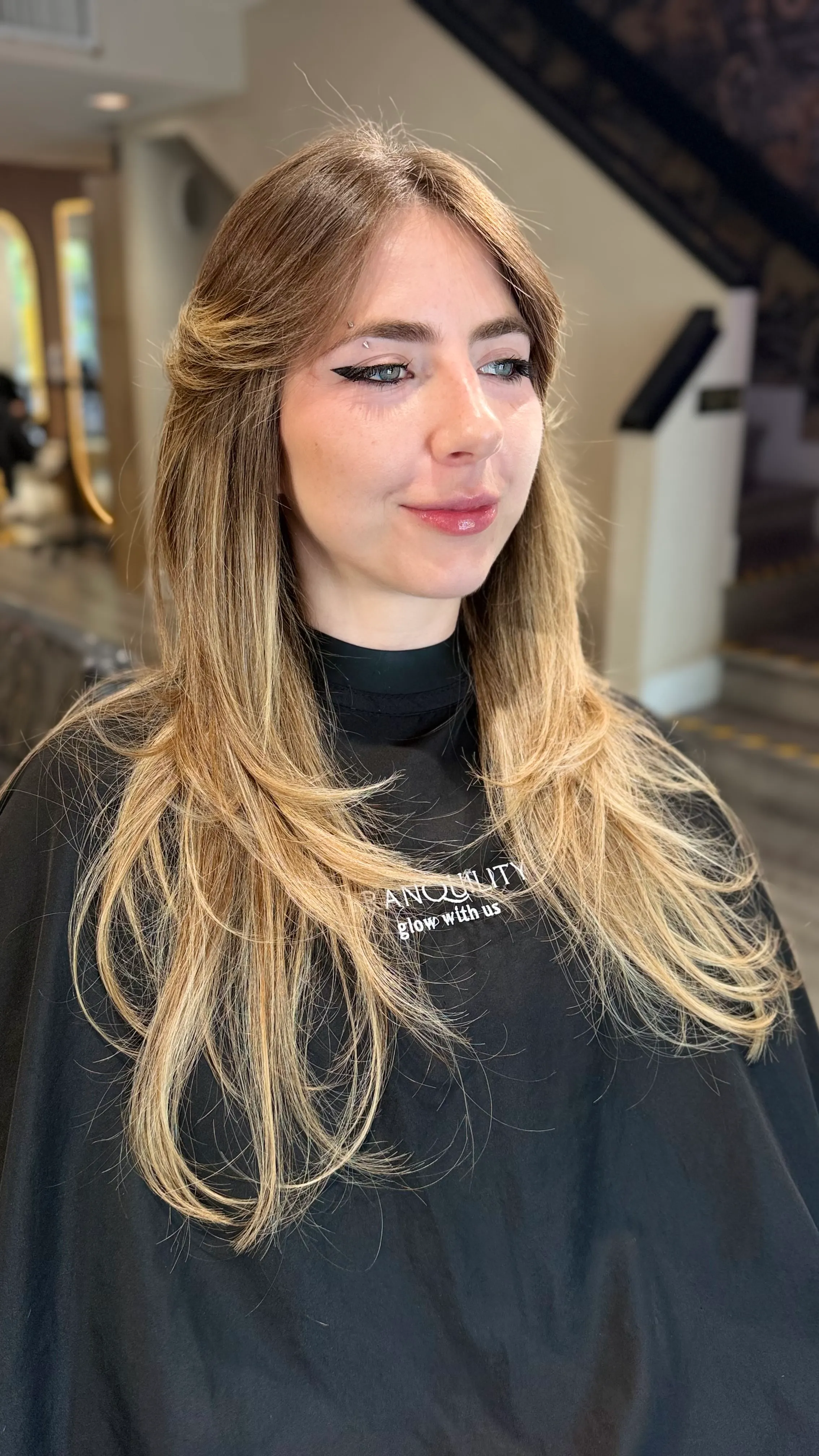 Layered Signature Cut / Corte en Capas - 5