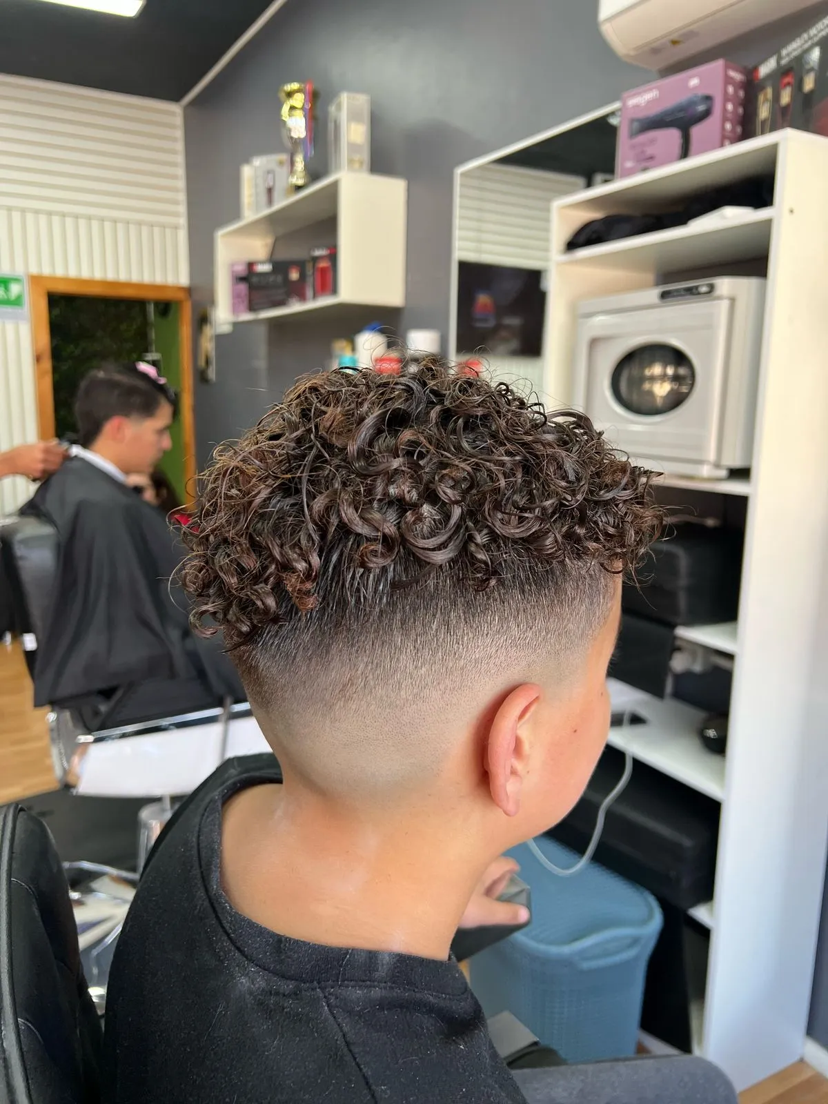 ONDULADO PERMANENTE + CORTE DE CABELLO  - Imagen 1