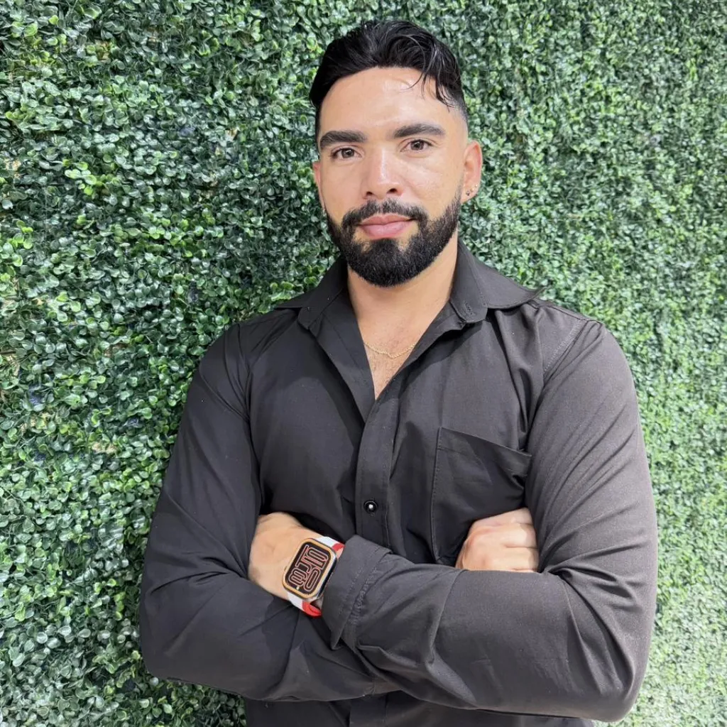 CARLOS LOBO
