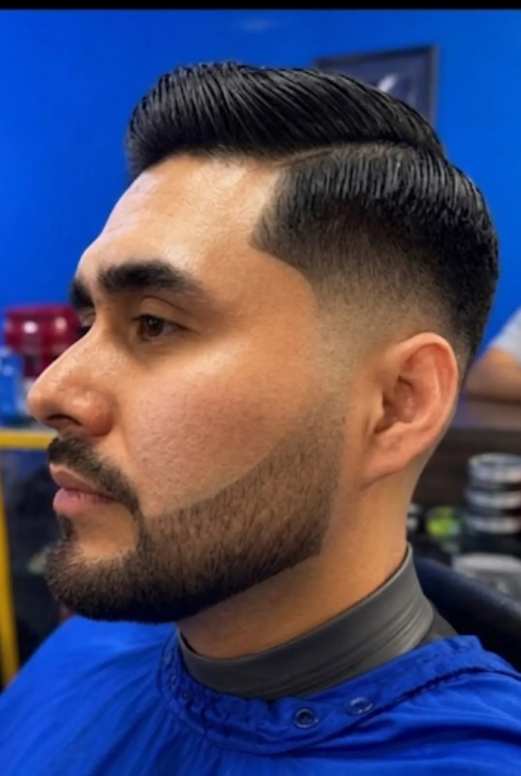 Corte degradado +barba+ ceja