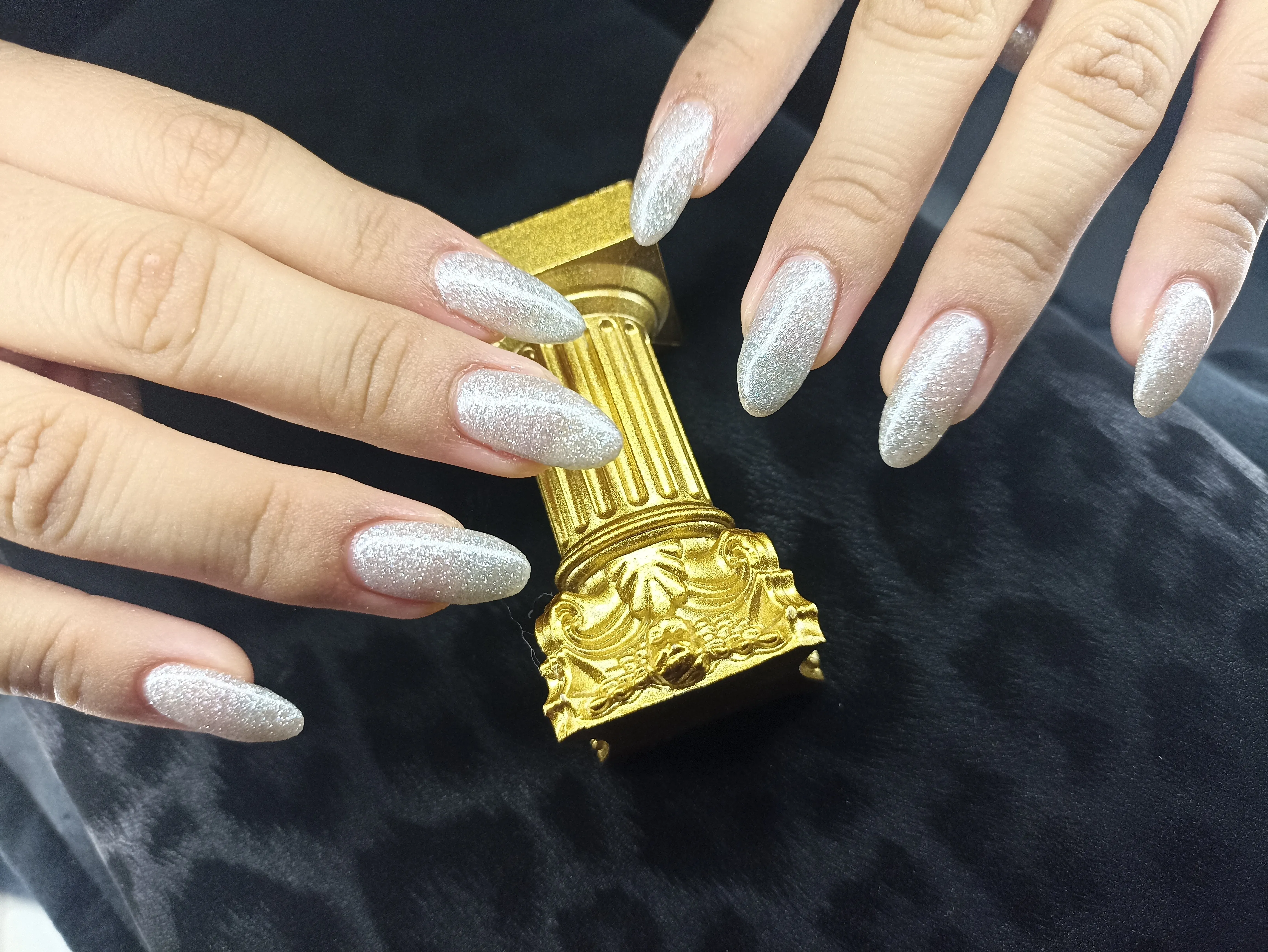 nail, pestañas,cejas, alaciados,pedí, manicure,