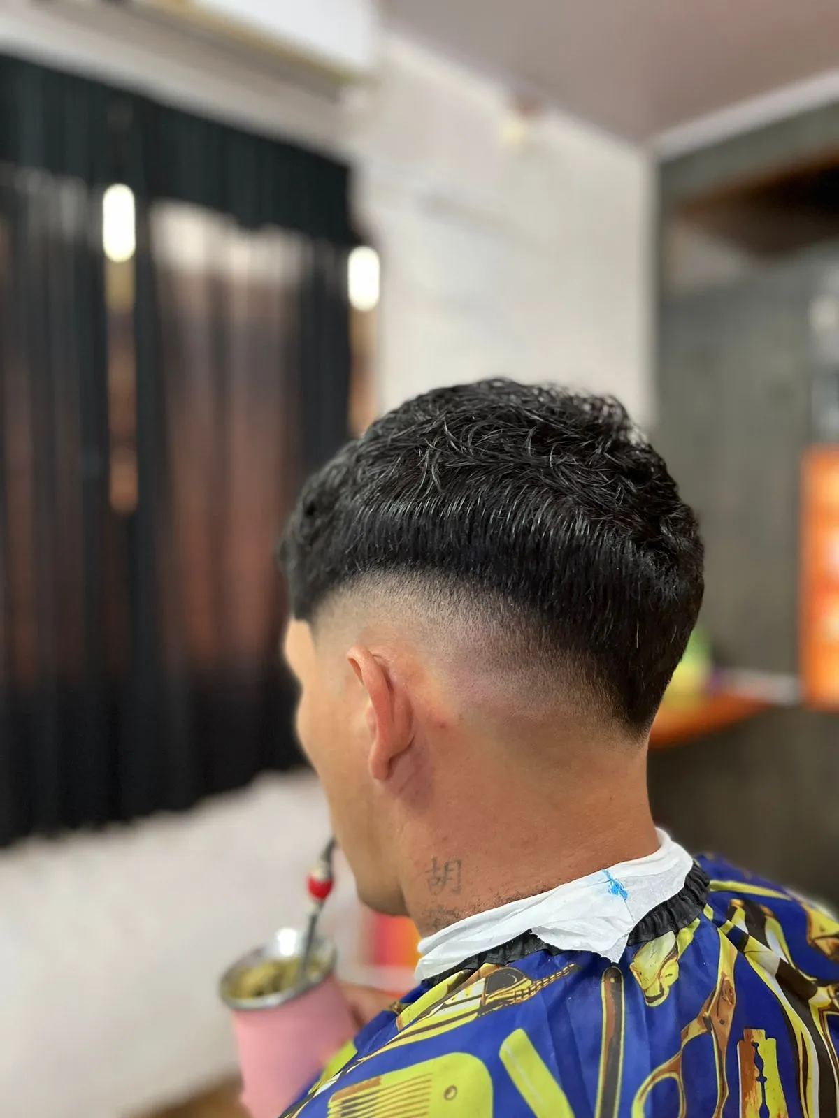 corte + cejas