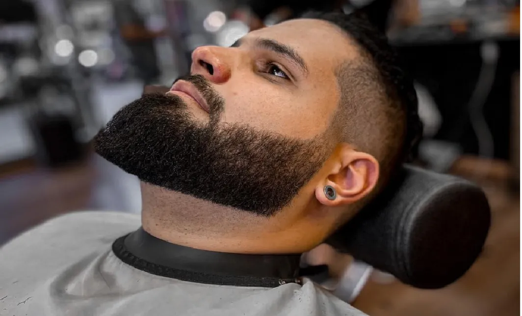 Perfilado de barba o al Ras