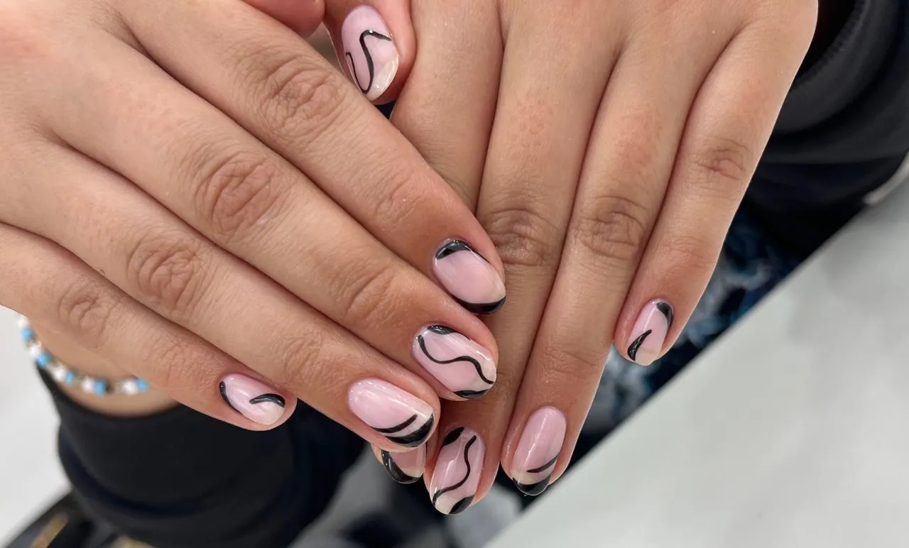 Manicure Permanente + Base rubber