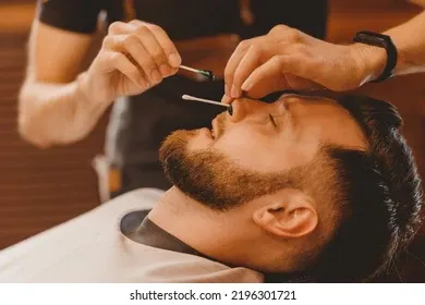 Depilación de nariz y orejas 🍯 - Imagen 1