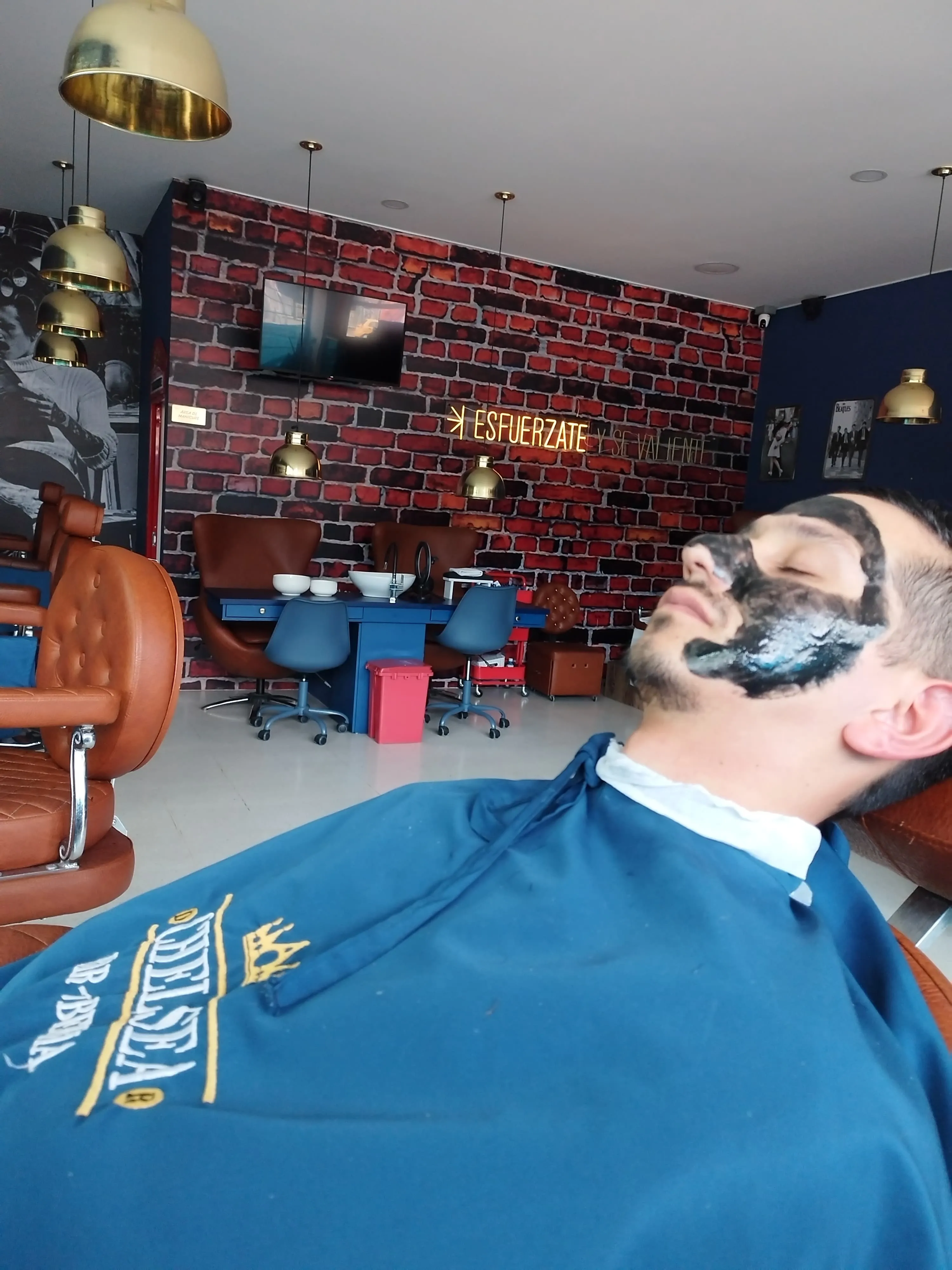 Mascarilla Puntos Negros - Imagen 1