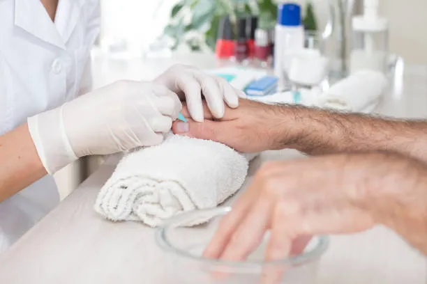 Manicura Esencial Masculina