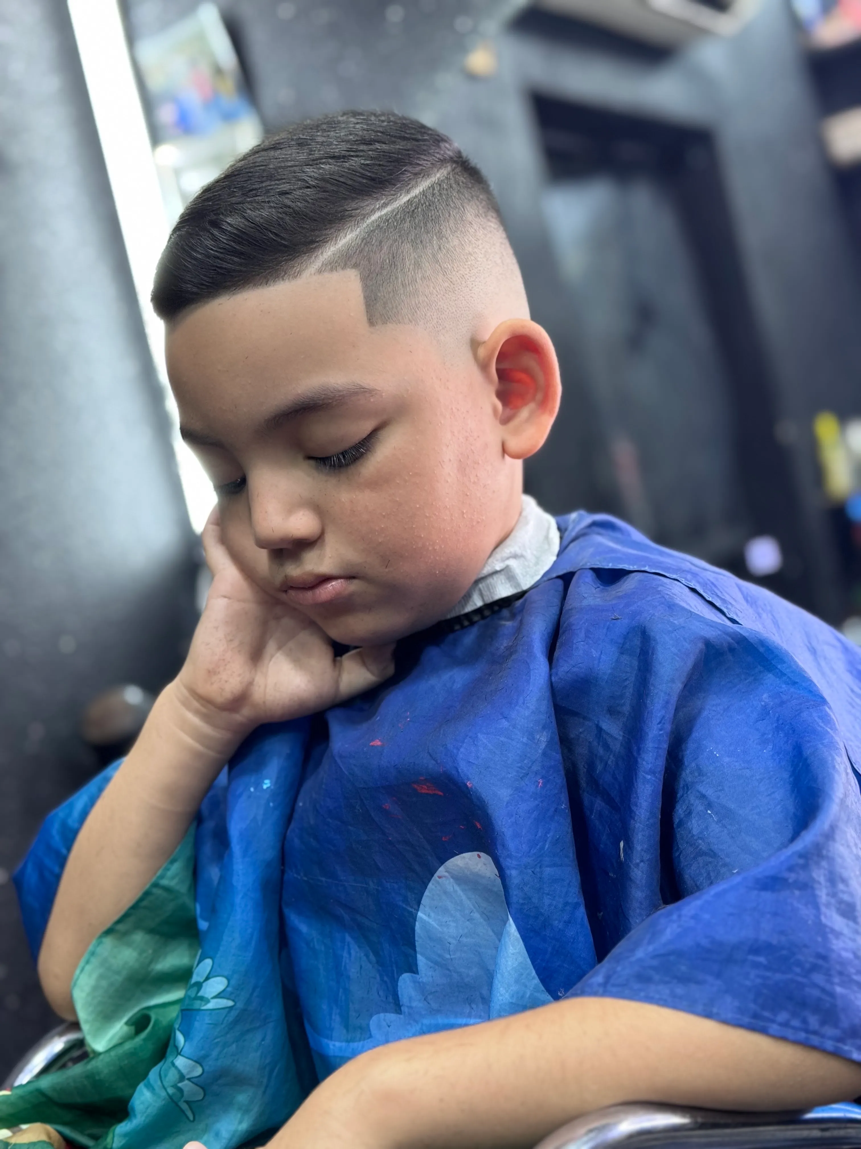 Corte de niños  - Imagen 1