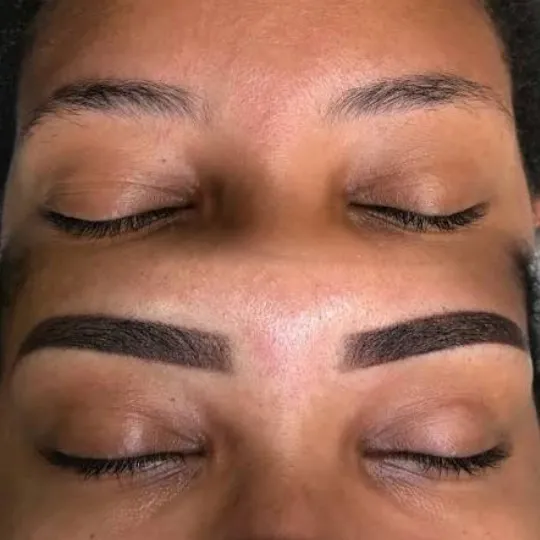DEPILACION DE CEJAS CON CERA