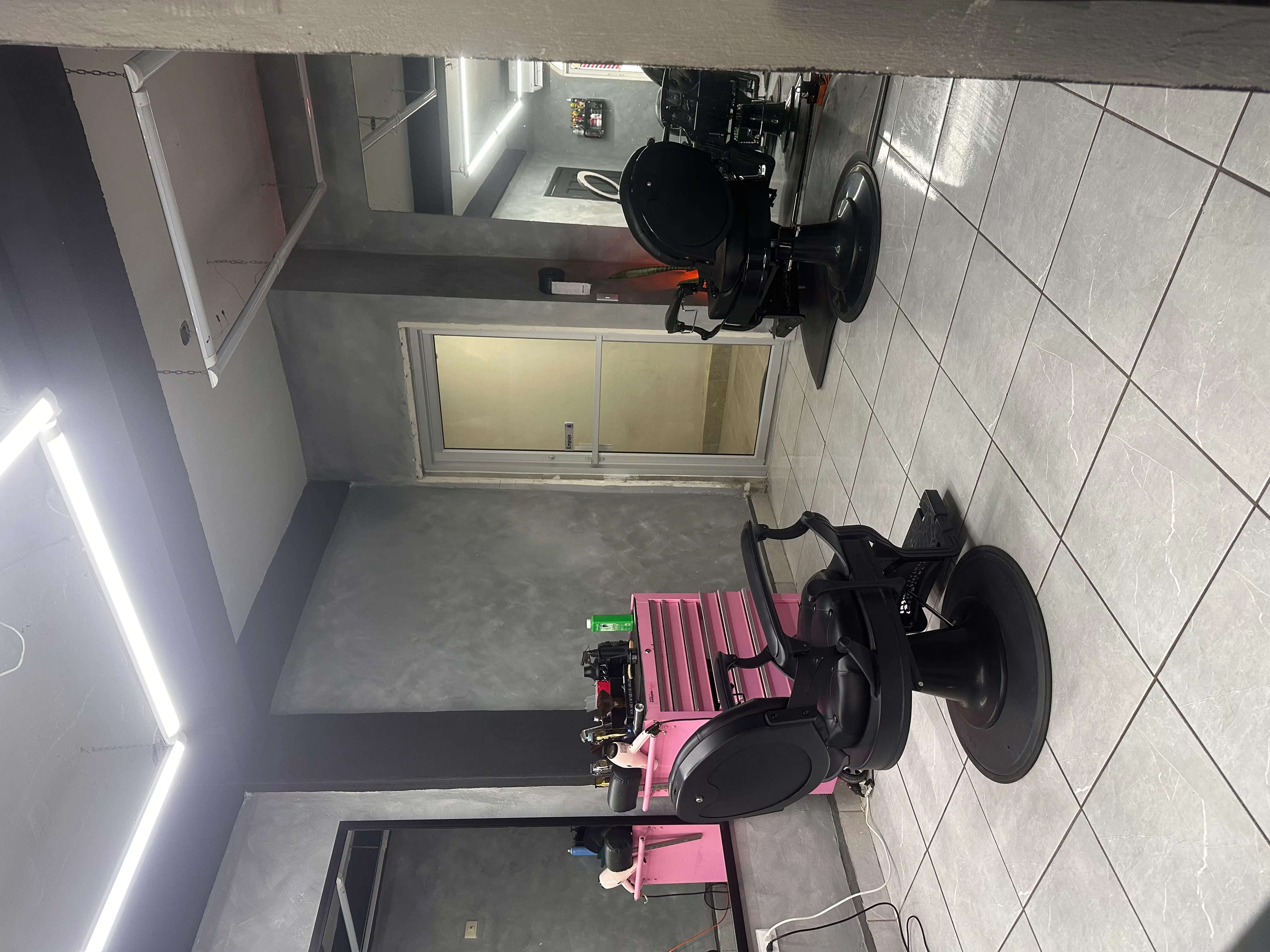 Danny Dubon (Leader)