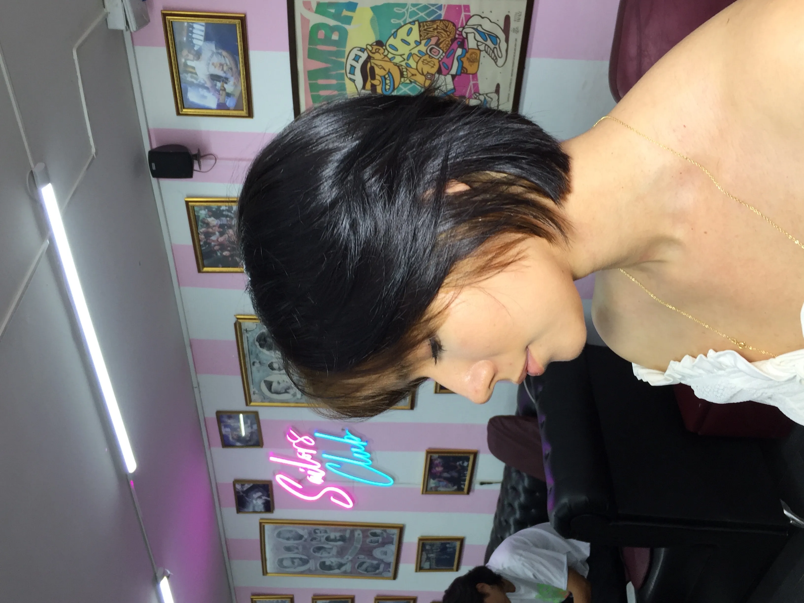 CORTE A TIJERA   CORTO “MUJER”