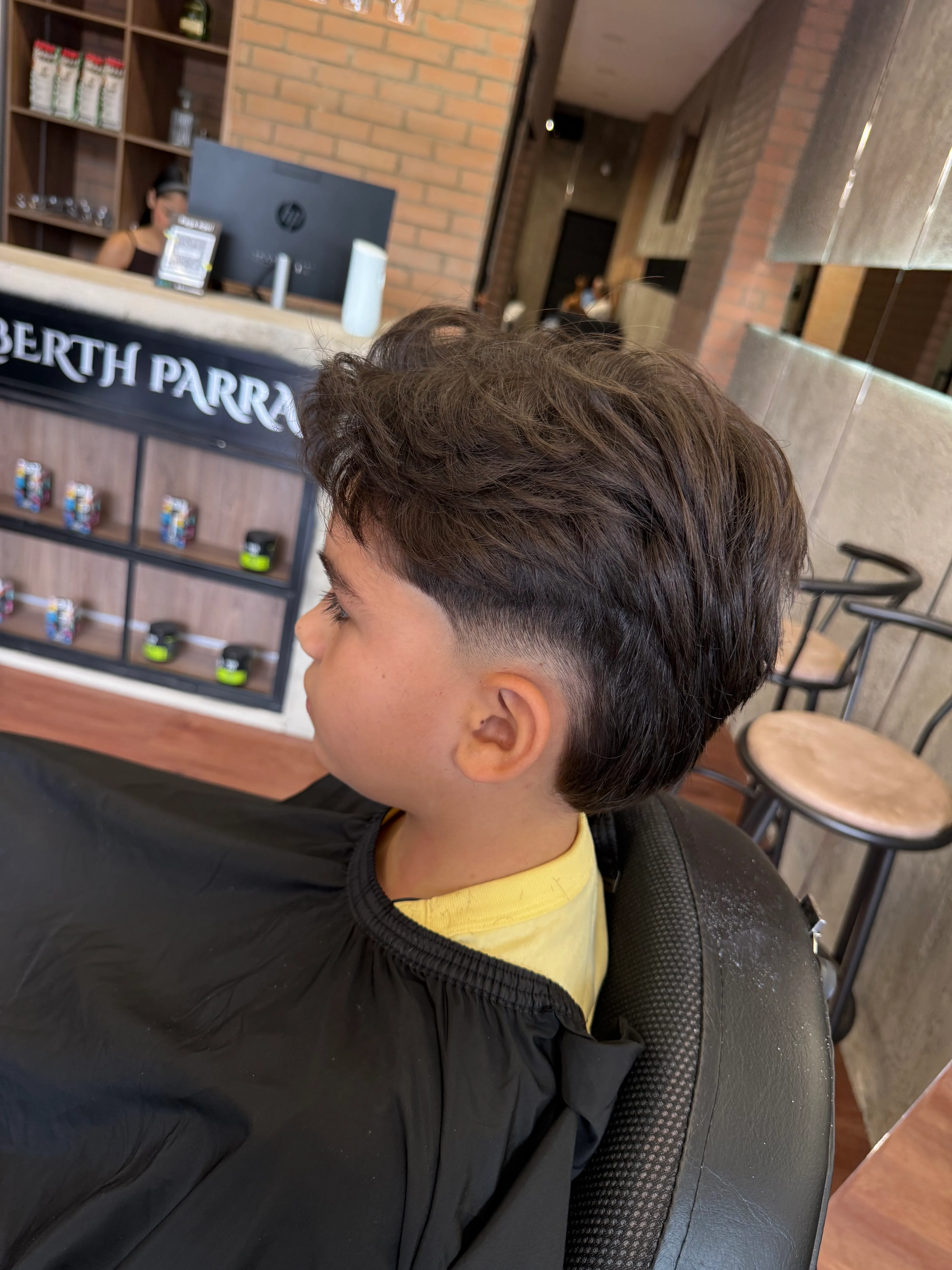 CORTE DE NIÑO