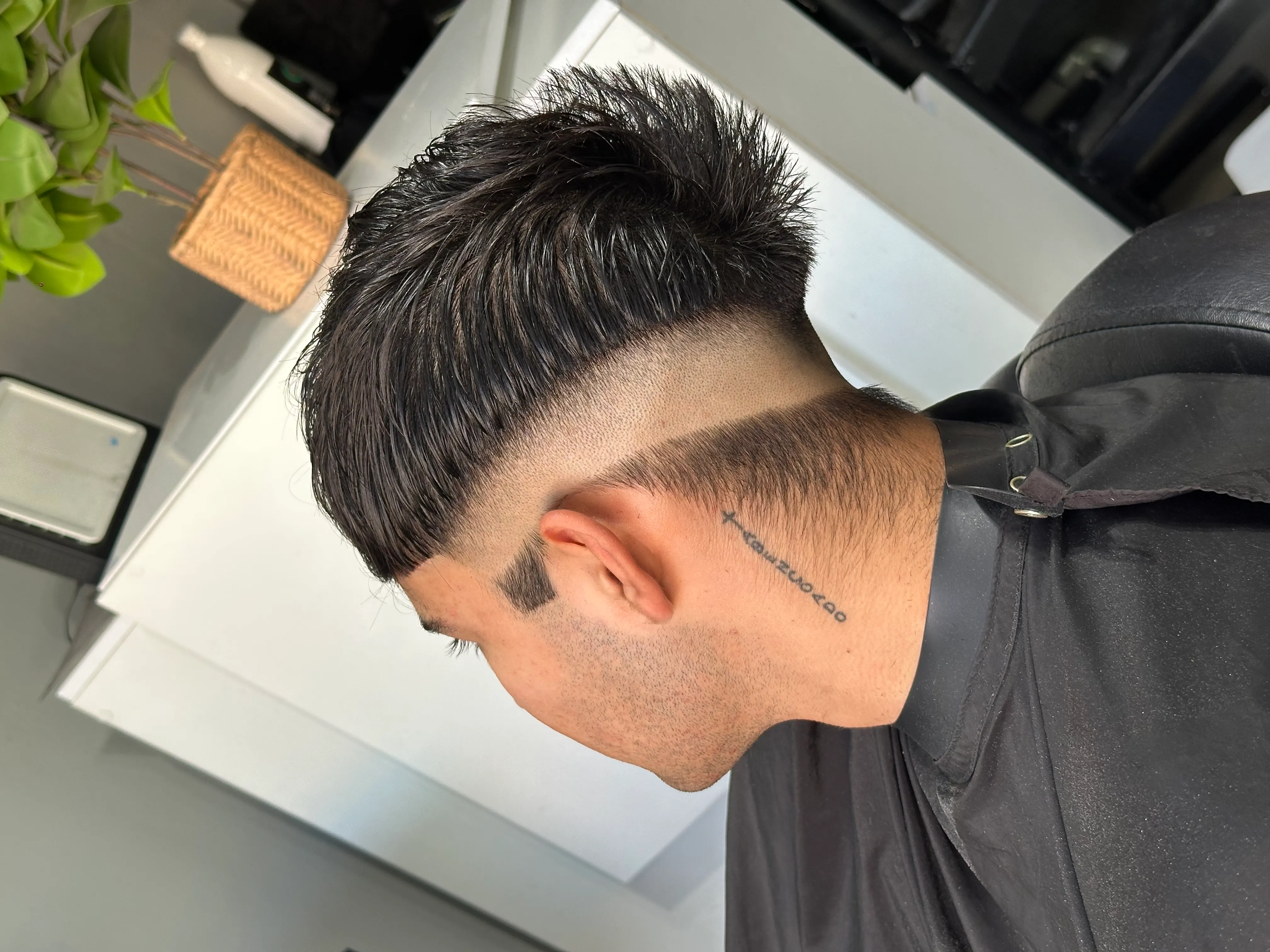 CORTE DE CABELLO, CEJAS Y LAVADO