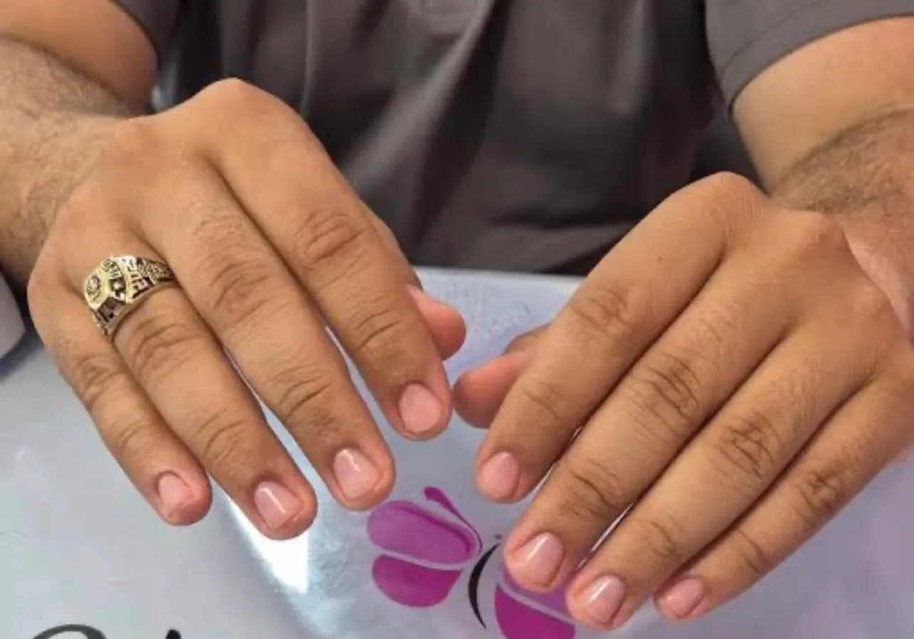manicure de caballero