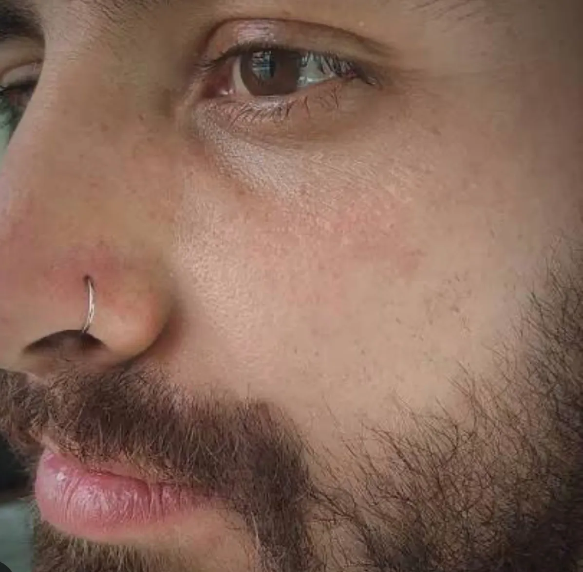 PERFORACIÓN NARIZ {NOSTRIL}