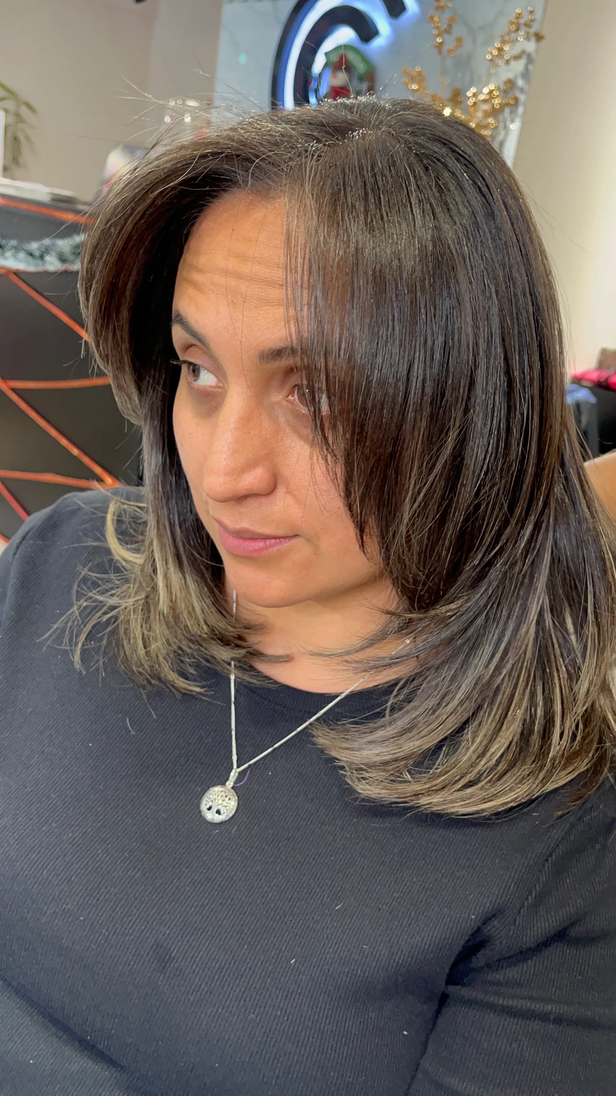 CORTE DE MUJER / NIÑA