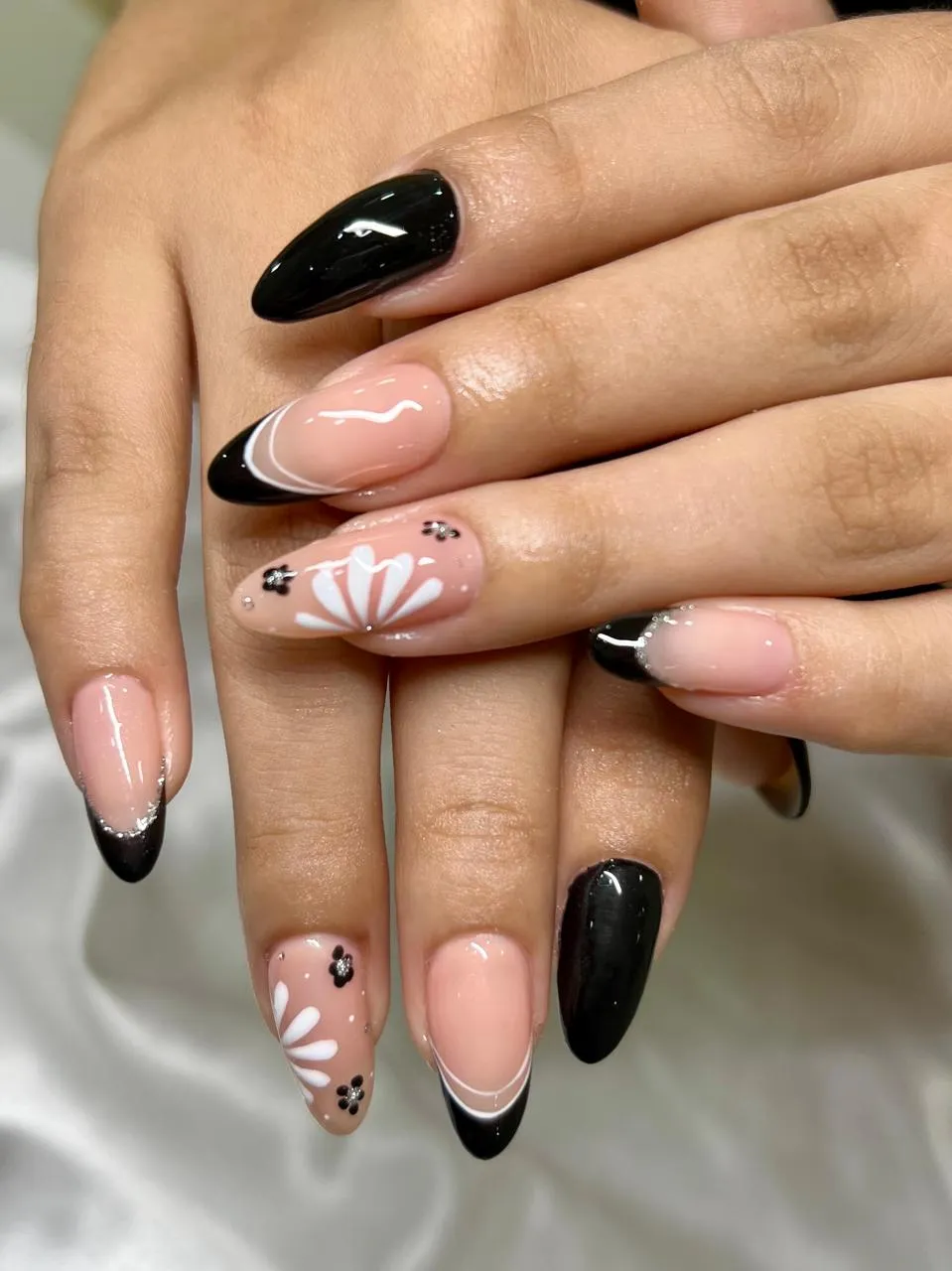 Retoque De Press on - Imagen 1