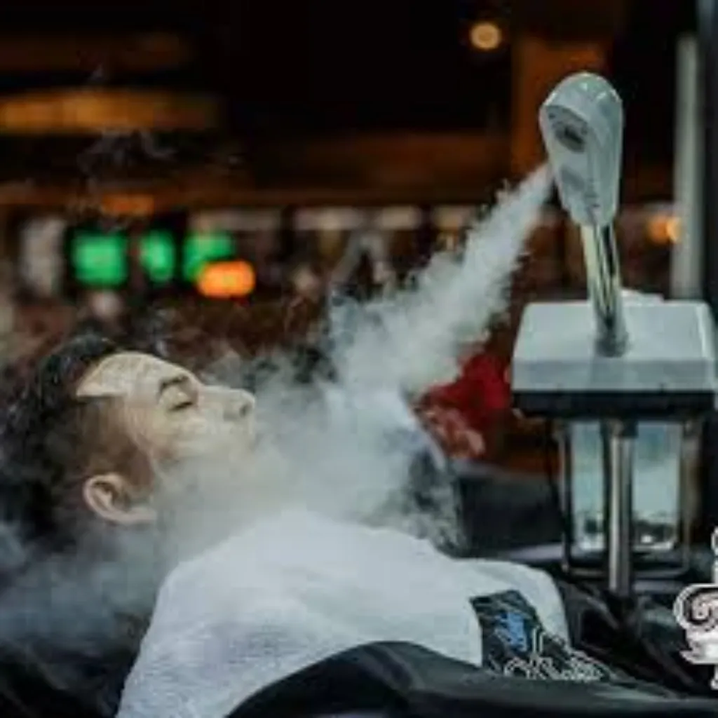 ARREGLO DE BARBA CON VAPOR